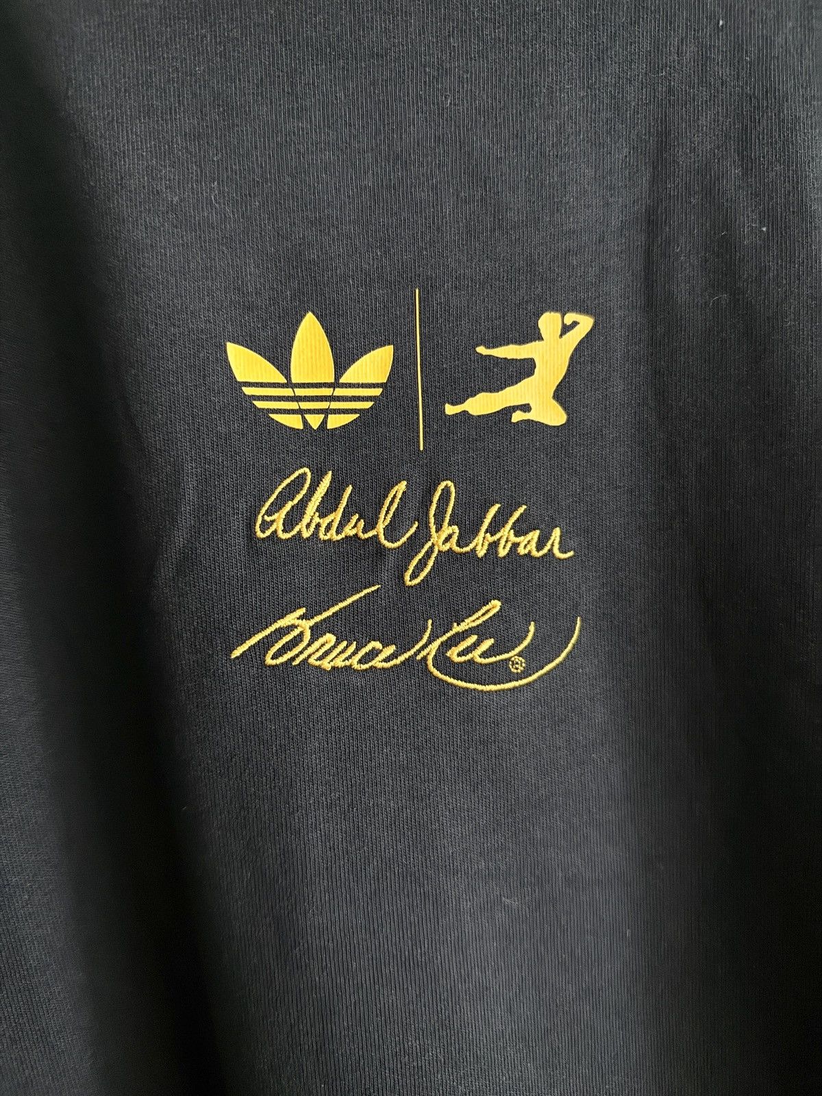 Adidas RARE! Adidas Originals x Bruce Lee BL KICK Tee (L) Size US L / EU 52-54 / 3 - 4 Thumbnail