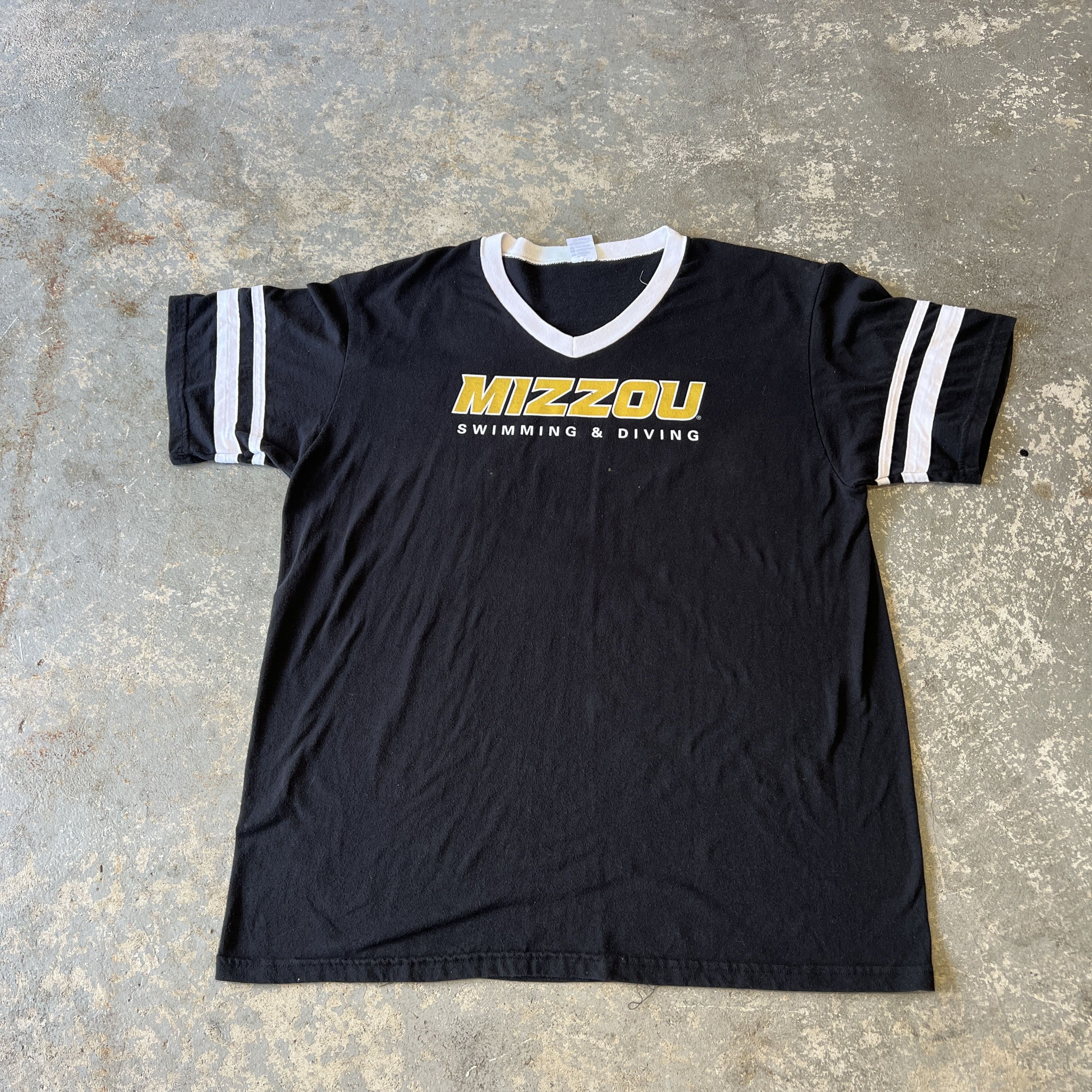 Other Vintage Mizzou Swimming Team Jersey T-Shirt Size US XL / EU 56 / 4 - 1 Thumbnail