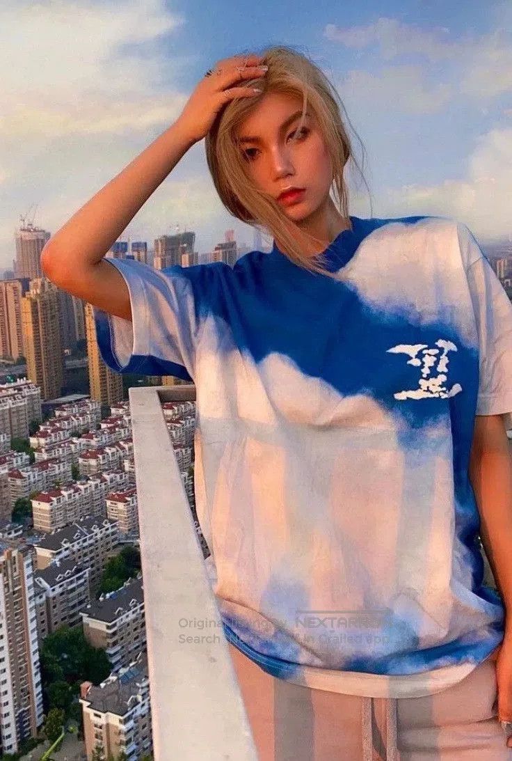 Louis Vuitton lv cloud print short. Size US M / EU 48-50 / 2 - 5 Thumbnail
