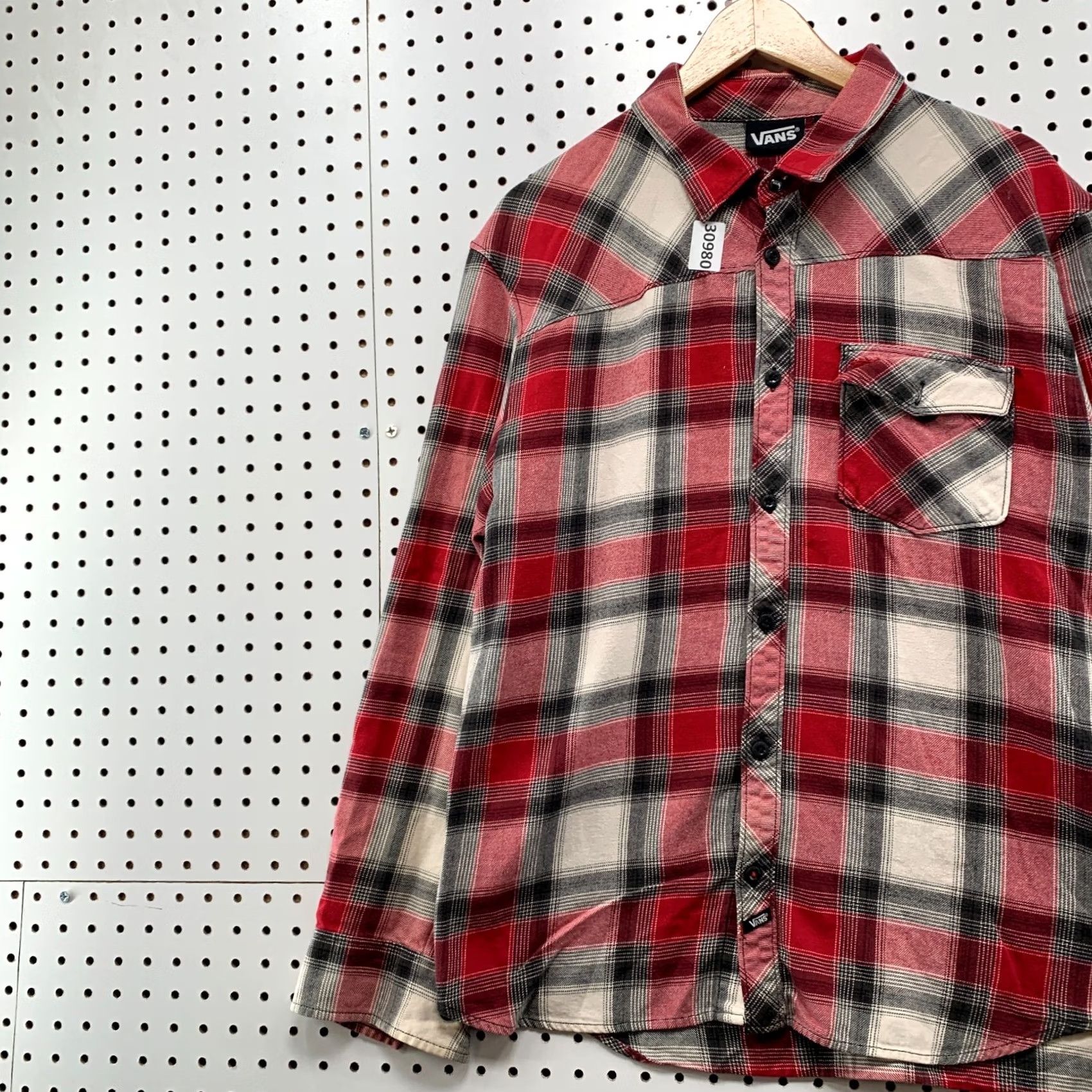 Vans VAns Button-Up Flannel Shirt Mens Large Red Plaid Long Sleeve Button-Up Shirt Mens Large Red White Plaid •Van s• Size US L / EU 52-54 / 3 - 3 Thumbnail