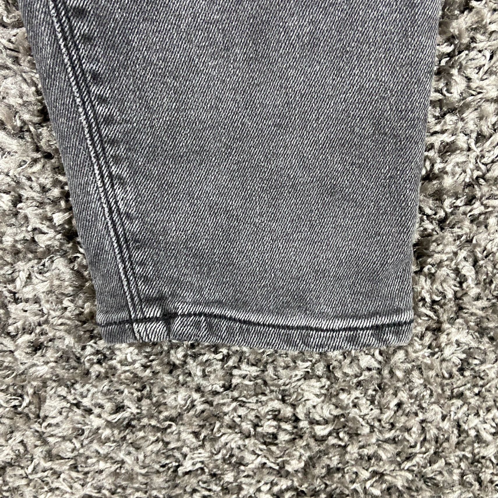 American Eagle Outfitters American Eagle Jean Women’s 0 Regular Black Stretch Mom Size 25" / US 0 / IT 36 - 2 Thumbnail