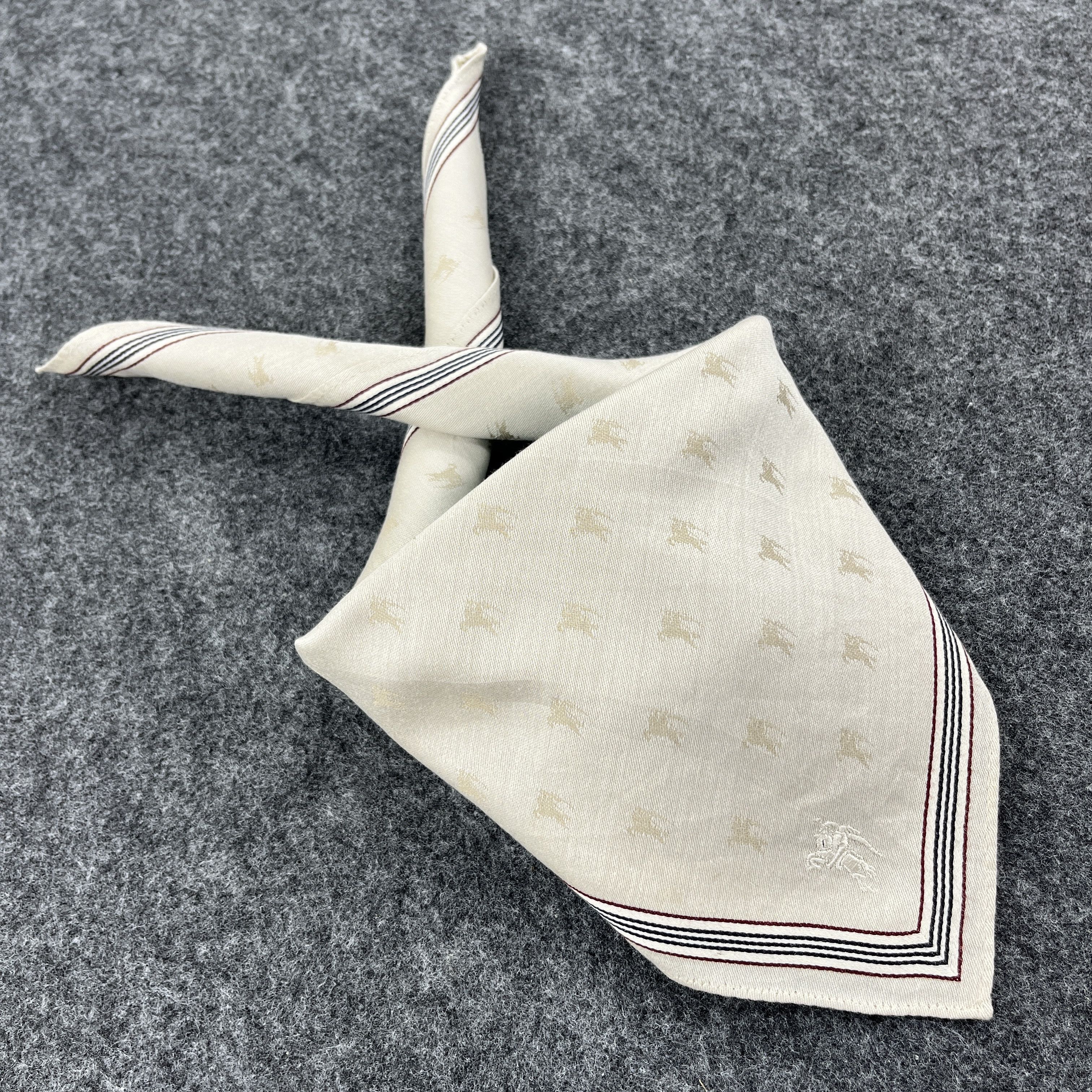 Burberry Burberry Handkerchief / Bandana / Neckerchief B295 Size ONE SIZE - 10 Thumbnail