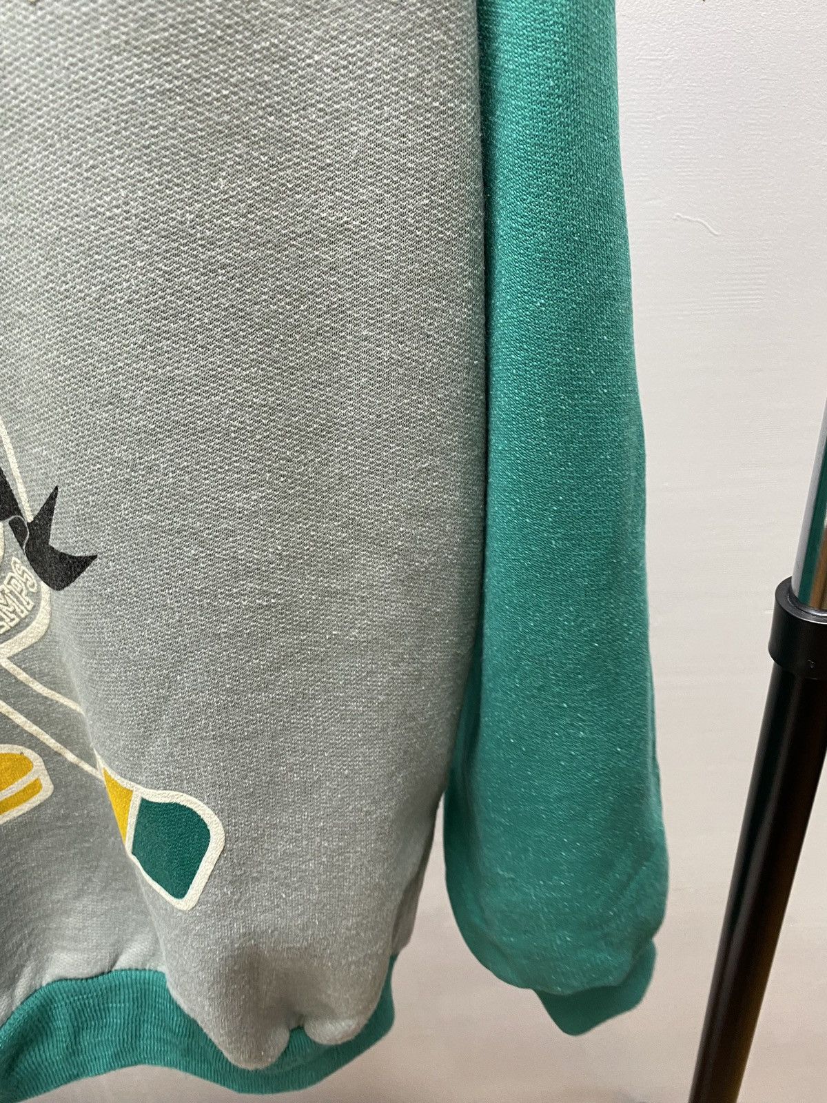 NFL × NHL Vintage Beverly Toronto Champs 1955 Hockey Player Sweatshirt Size US M / EU 48-50 / 2 - 16 Thumbnail