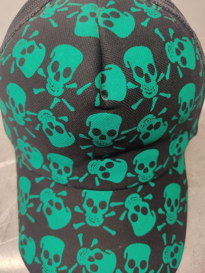 Japanese Brand Vintage Skulls Trucker Hat Cap Size ONE SIZE - 3 Thumbnail