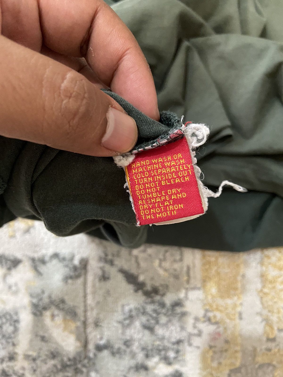 Shanghai Tang ICONIC DRAGON SHANGHAI TANG TEES Size US L / EU 52-54 / 3 - 11 Thumbnail