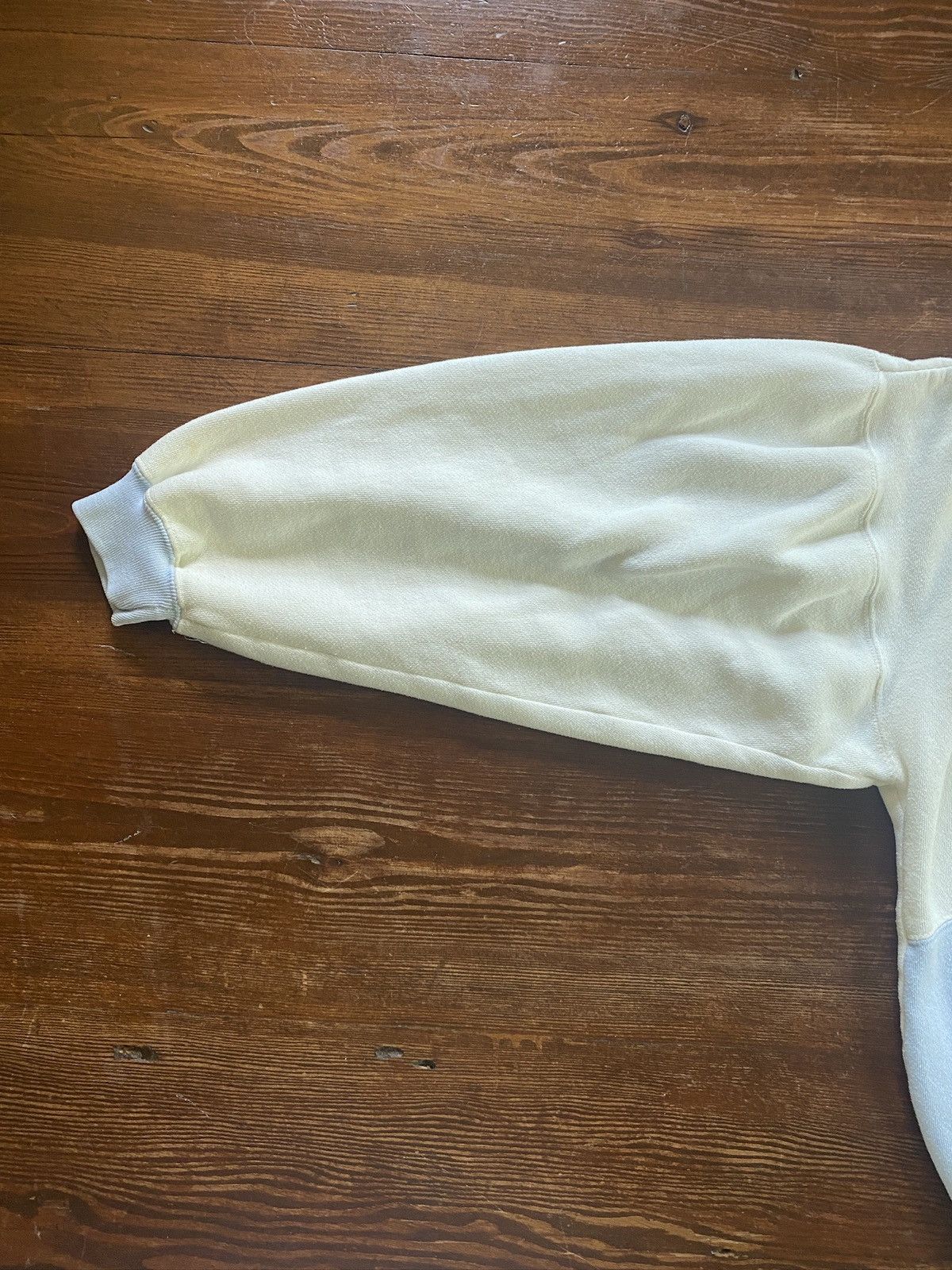 Vintage Vintage 80’s White & Blue Women’s Crewneck Sweatshirt Size M / US 6-8 / IT 42-44 - 8 Thumbnail