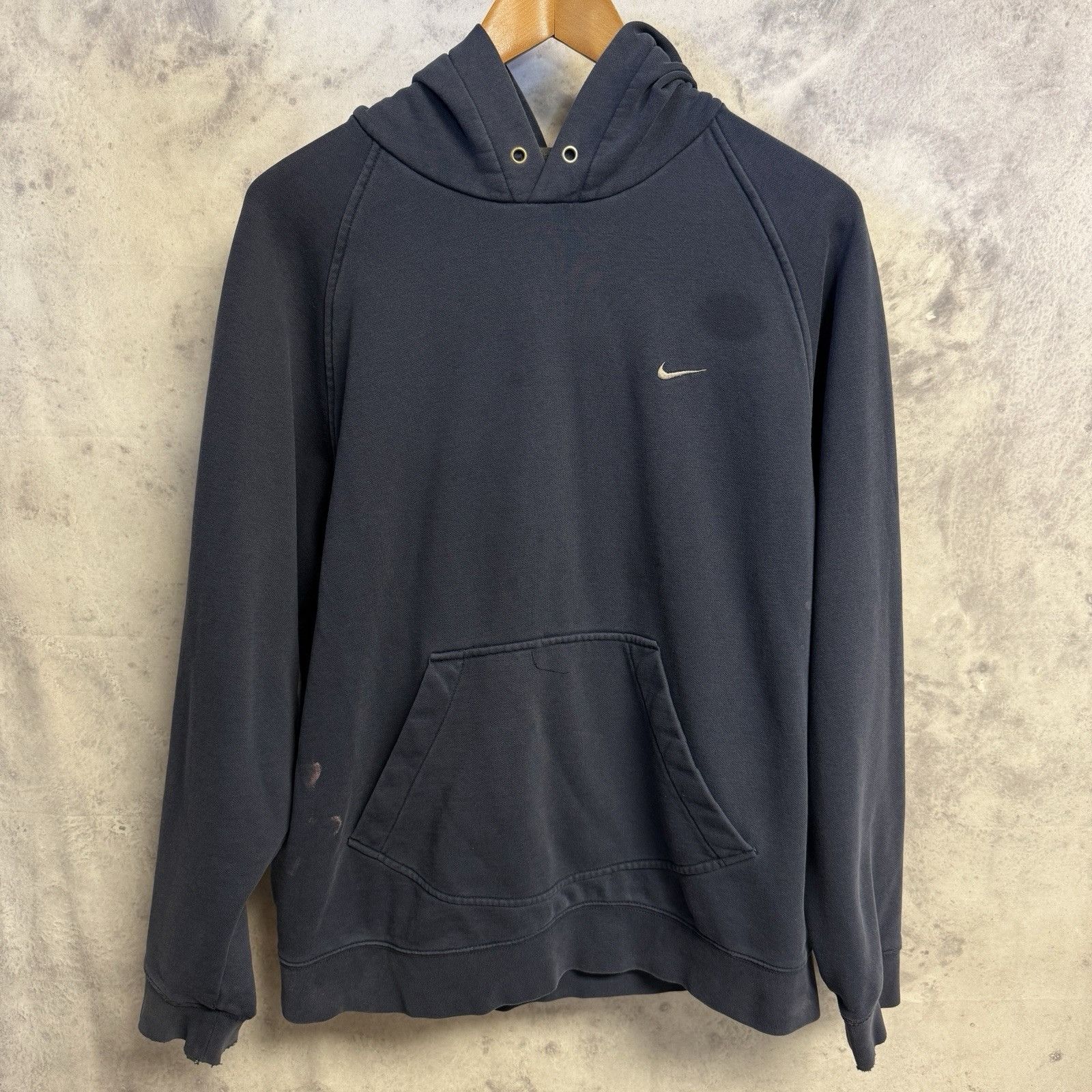 Nike Vintage Y2K Nike Hoodie Sweatshirt Mens XL Navy Blue Distres Size US XL / EU 56 / 4 - 1 Thumbnail