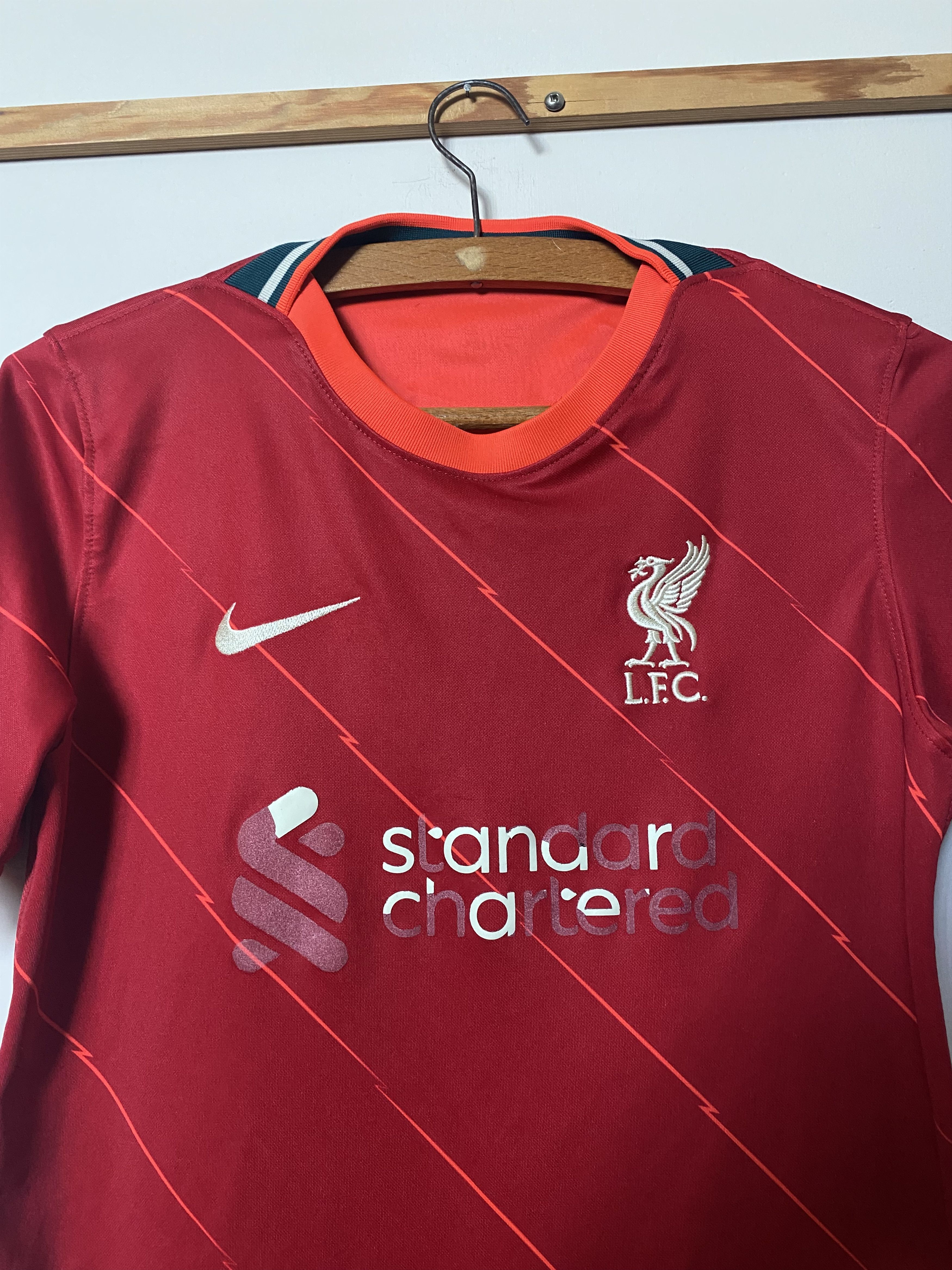 Nike LIVERPOOL F.C. 2021- 2022 - Nike - S - UNIQUE Size US S / EU 44-46 / 1 - 3 Thumbnail