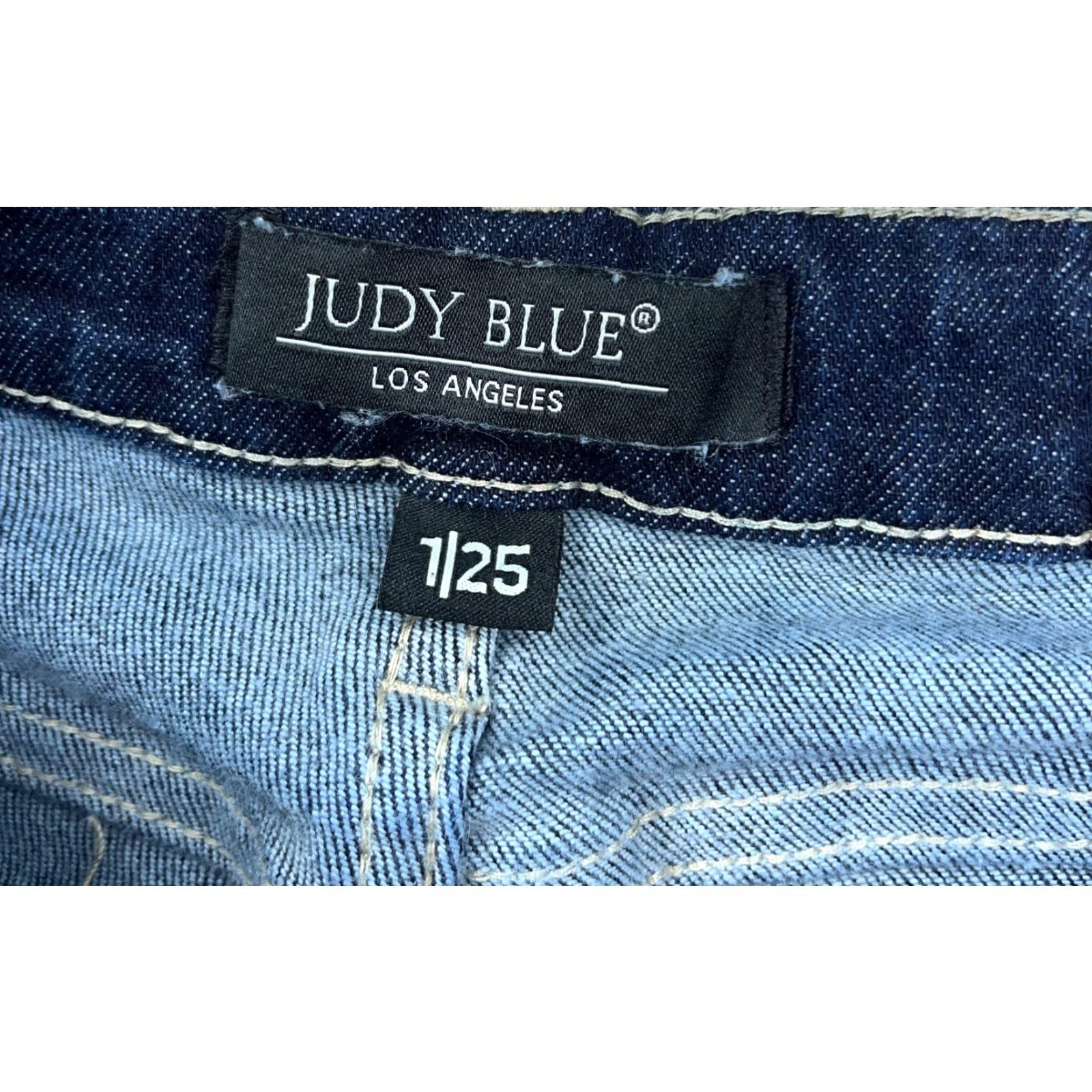Vintage Judy Blue Jeans Women 1 25 Mom Jean Dark Wash Distressed Comfort Stretch 5-Pocket Denim Pants with Belt Loops Girls Womens Size 25" / US 0 / IT 36 - 3 Thumbnail