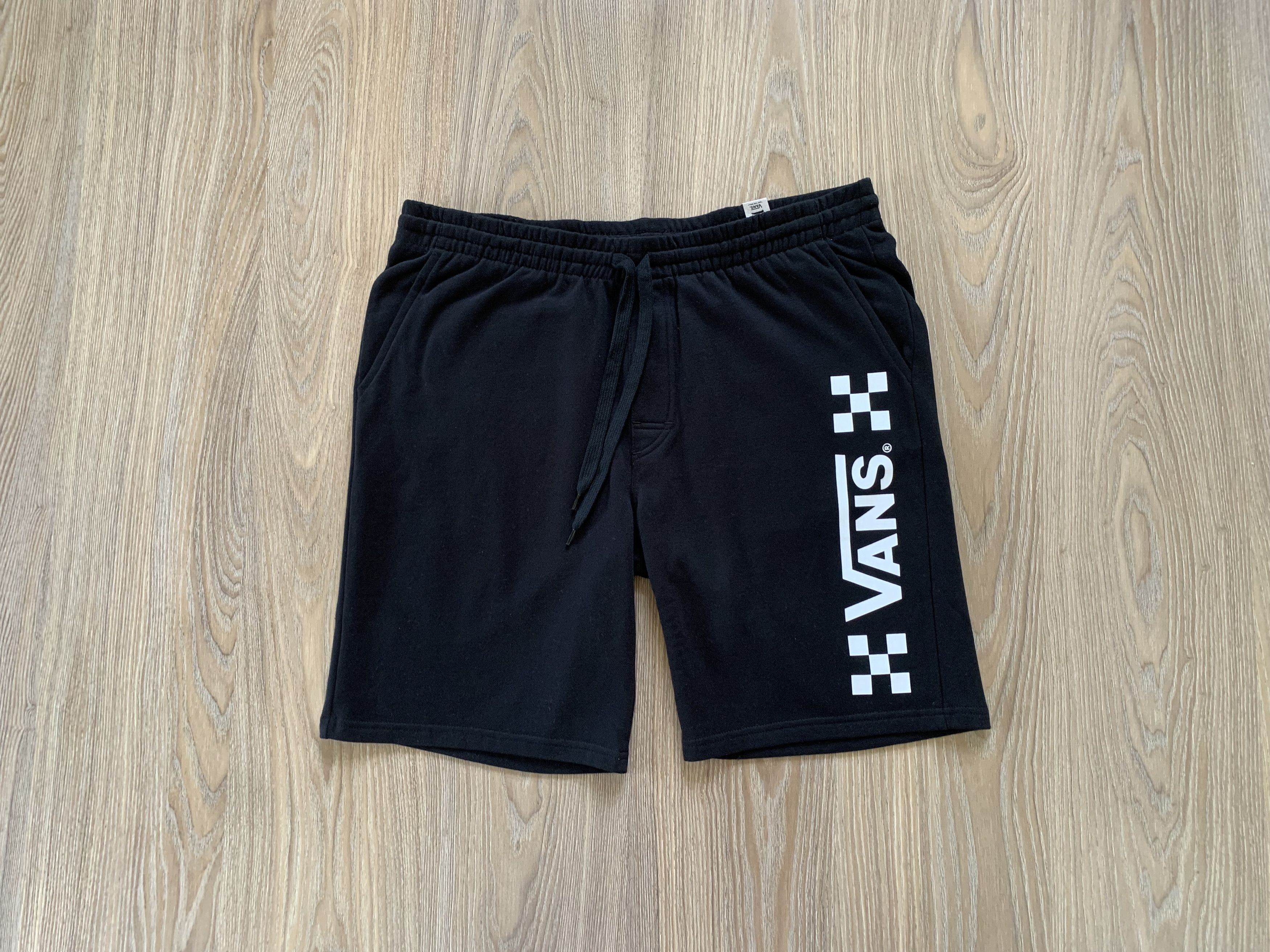 Vans Vans New Black Printed Shorts Size US 42 / EU 58 - 1 Thumbnail