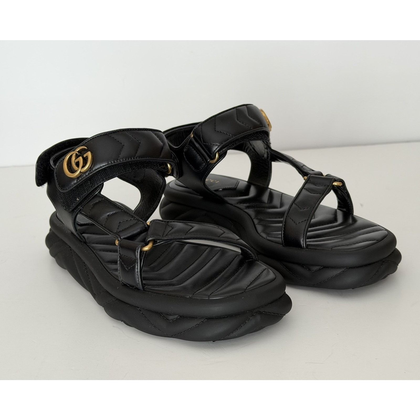 Gucci Gucci GG Quilted Open Toe Black Leather Sandals 10 US 776936 Size US 10 / IT 40 - 1 Thumbnail