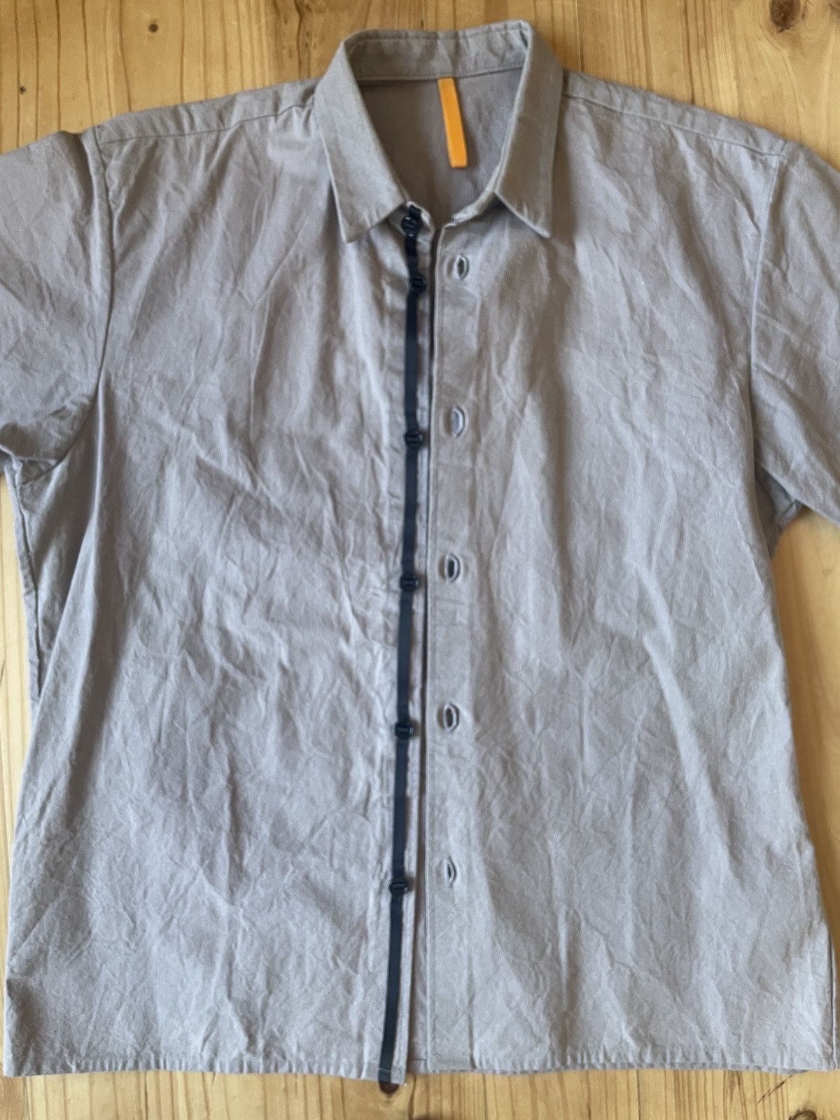 MAN-TLE Man-tle R3S1 wax short sleeve Size US M / EU 48-50 / 2 - 5 Thumbnail