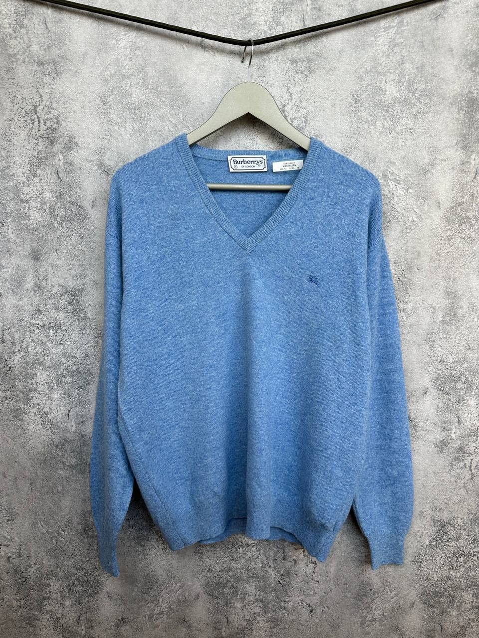 Burberry Burberrys Vintage 90s V-Neck Angora Wool Sweater Jumper Size US L / EU 52-54 / 3 - 1 Thumbnail