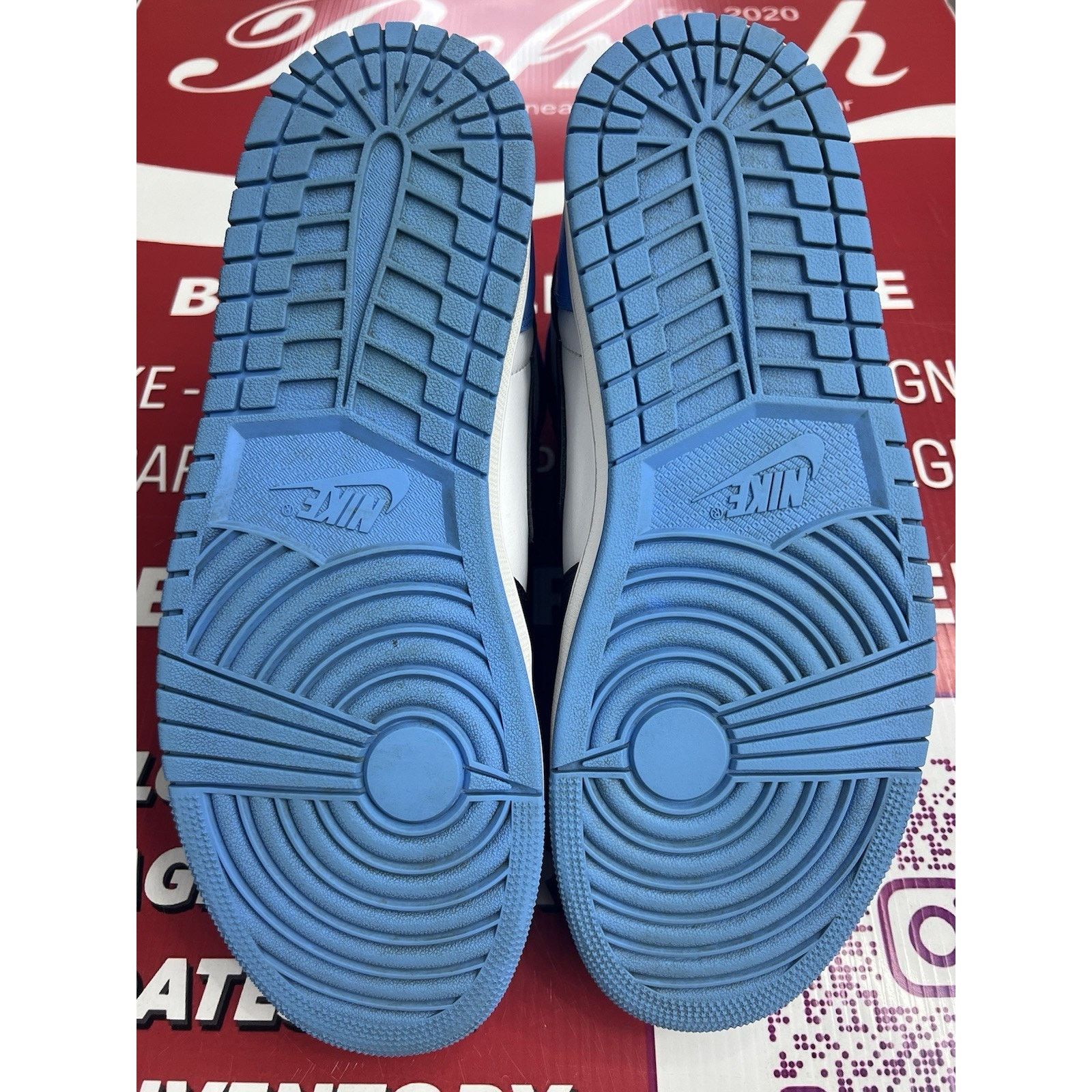 Jordan Brand Air Jordan 1 UNC Toe Size 11.5 DZ5485-400 Size US 11.5 / EU 44-45 - 5 Thumbnail