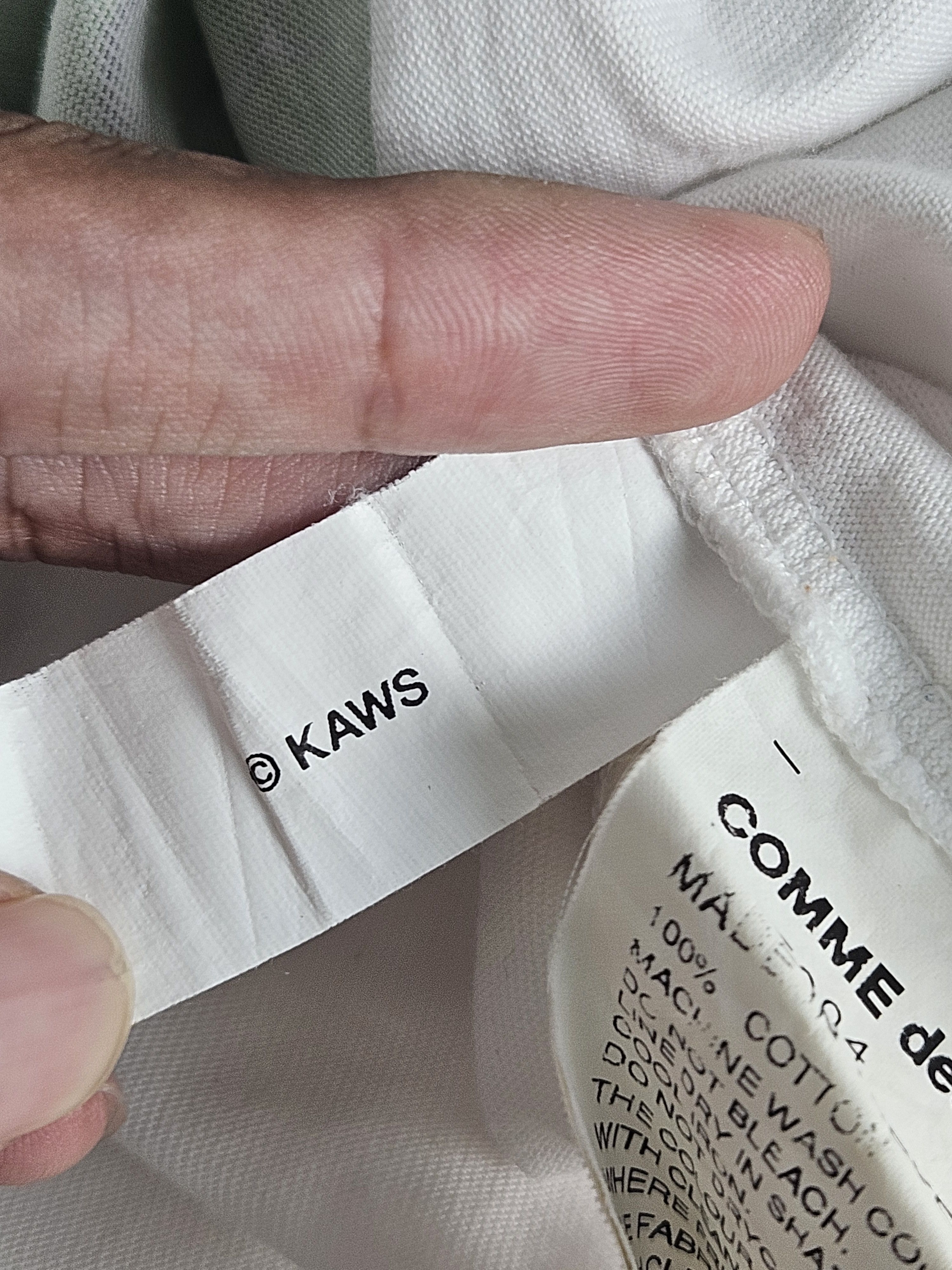 Comme des Garcons Comme des Garcons Kaws CDG tee Shirt Size US XL / EU 56 / 4 - 5 Thumbnail