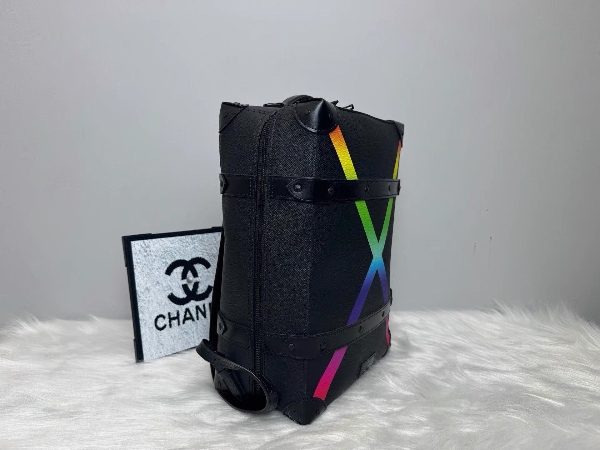 Louis Vuitton Louis Vuitton Black Soft Trunk Rainbow Box Backpack K36 Size ONE SIZE - 4 Thumbnail