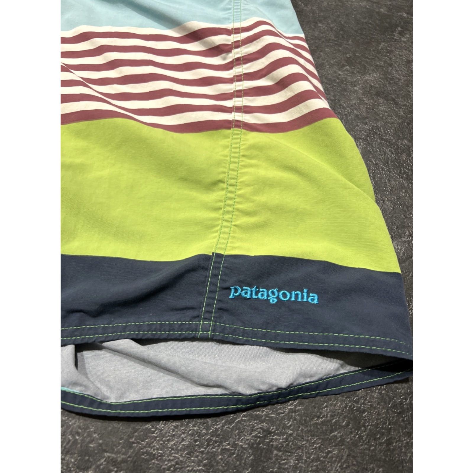 Patagonia Patagonia Shorts Mens 35 Chino Swim Outdoors Pockets Lightweight Stripes Size US 35 - 2 Thumbnail