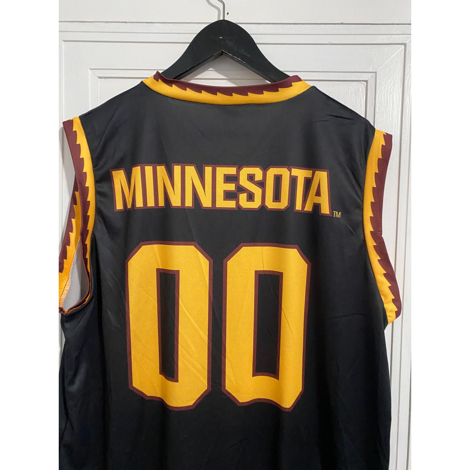 NCAA Minnesota Gophers Stadium Giveaway Basketball Jersey Size US XL / EU 56 / 4 - 4 Thumbnail