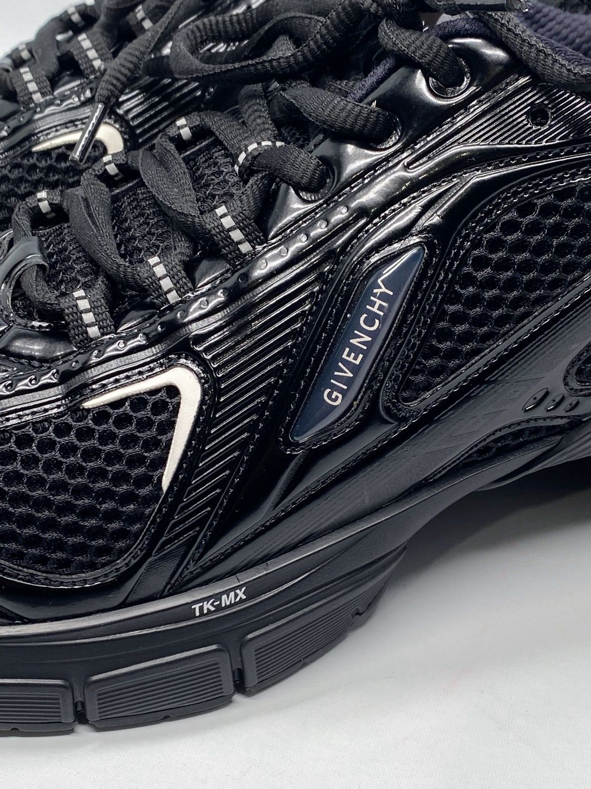 Givenchy Givenchy Tk-mx Runner Lace-up Sneakers size 44/us size 11 Size US 11 / EU 44 - 7 Thumbnail