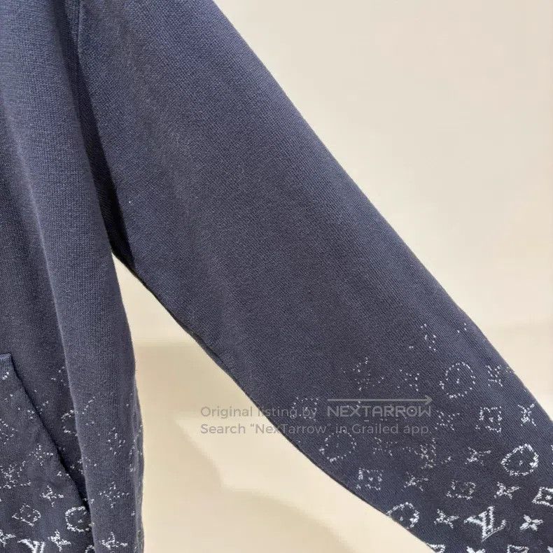 Louis Vuitton Louis Vuitton Full-print gradient knitted sweatshirt Size US XS / EU 42 / 0 - 4 Thumbnail