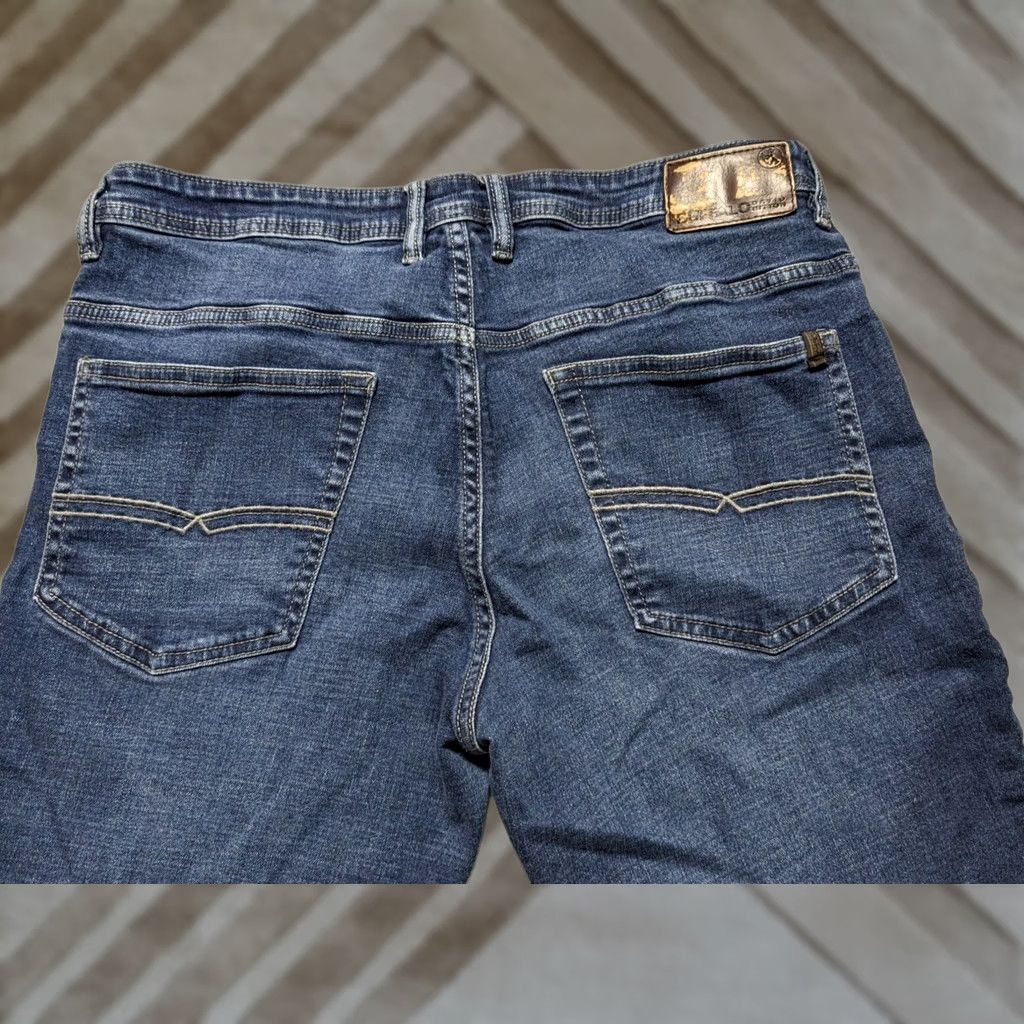Buffalo David Bitton BUFFALO DAVID BITTON JACKSON STRAIGHT STRETCH Men 36X30 Cotton Blend Blue Jeans Size US 36 / EU 52 - 1 Thumbnail