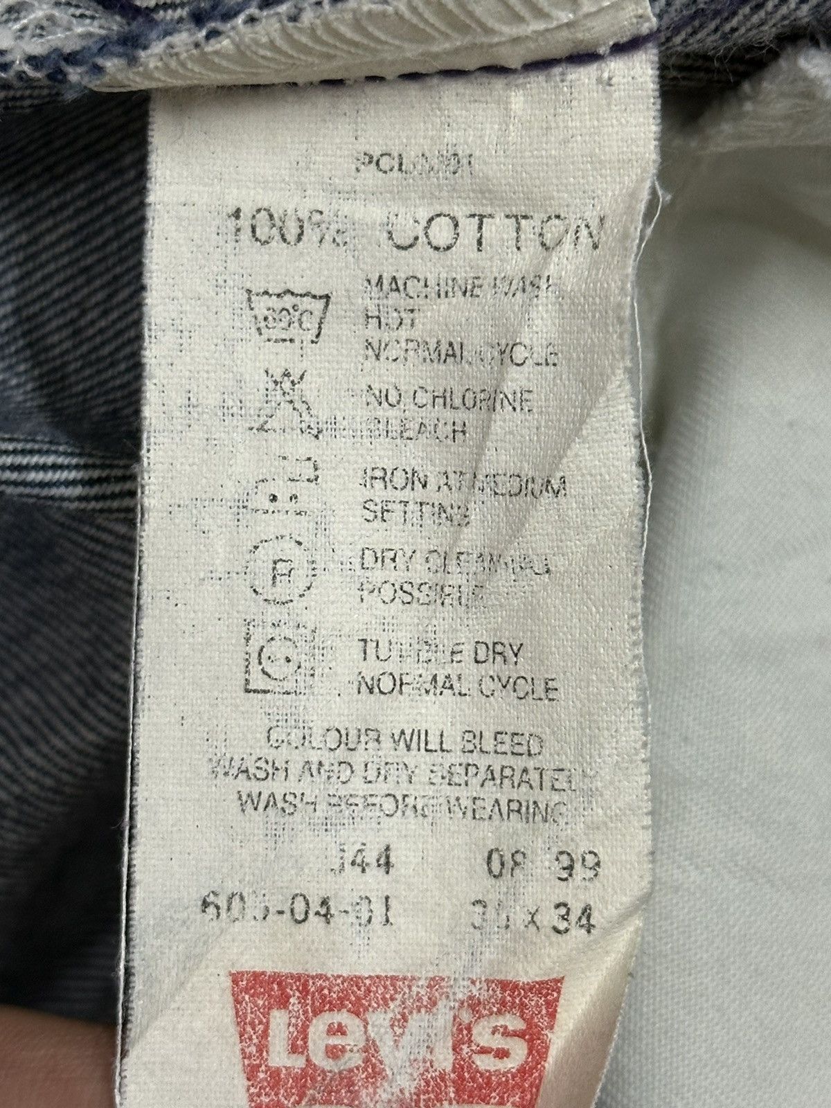 Levi's Vintage 90s Levis 605 Orange Tab Faded Wash Baggy Jeans Size US 36 / EU 52 - 11 Thumbnail