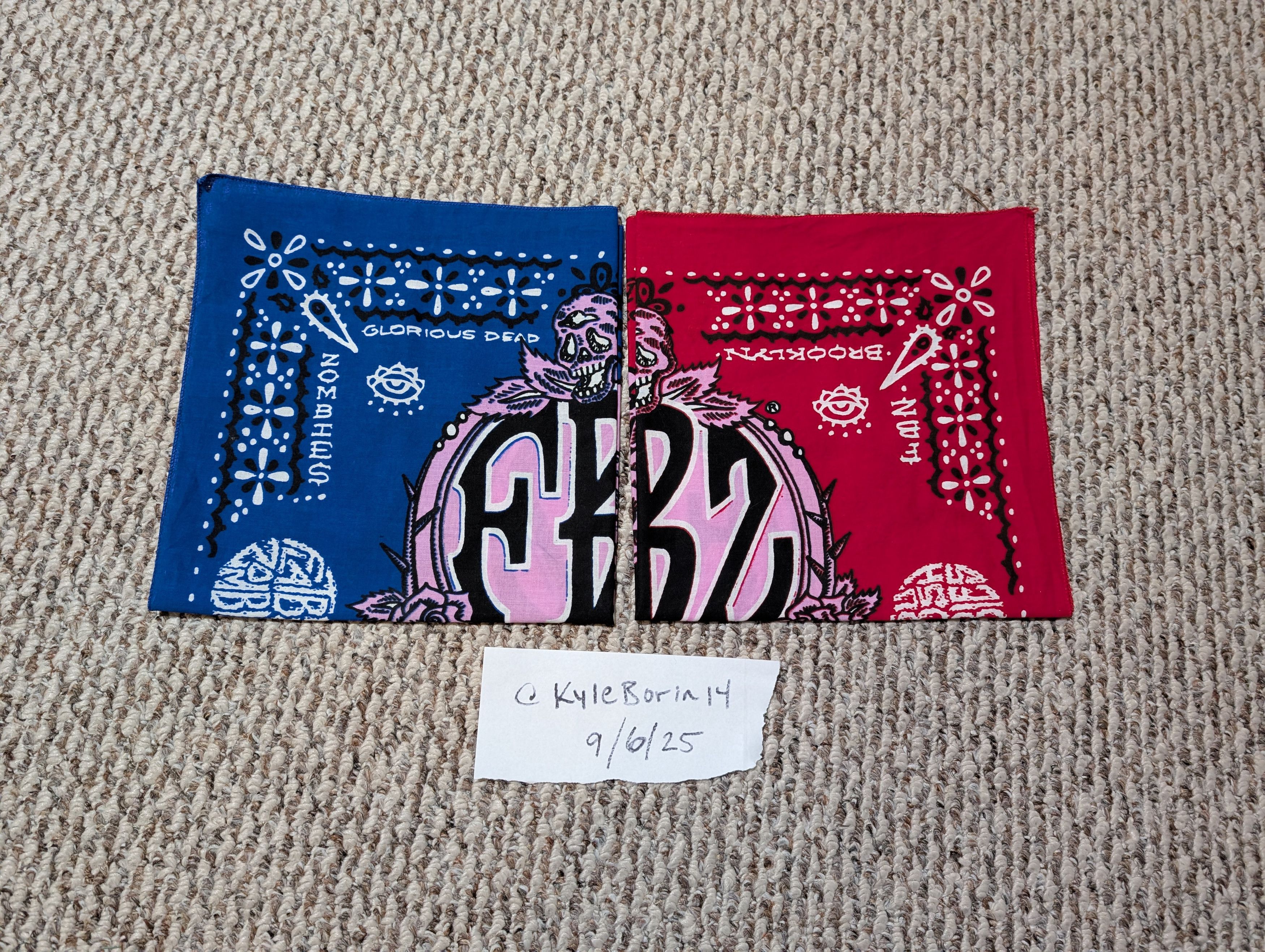 Flatbush Zombies (x2) Zombie Rag in Red/Blue - Flatbush Zombies (New) Size ONE SIZE - 1 Thumbnail