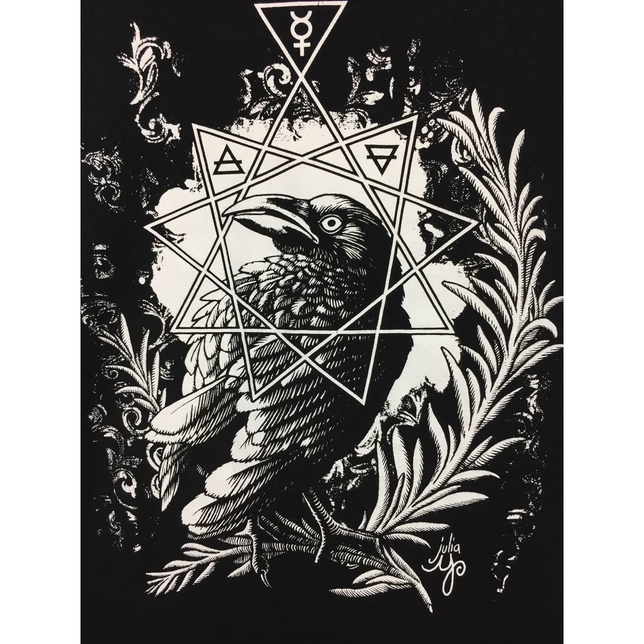 Vintage Crow By Julia Y Media illustrator Graphic Art Tee Size US S / EU 44-46 / 1 - 4 Thumbnail