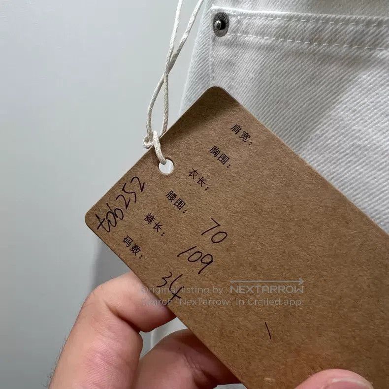 Louis Vuitton Louis Vuitton Solid logo mid-rise straight leg jeans Size US 34 / EU 50 - 5 Thumbnail