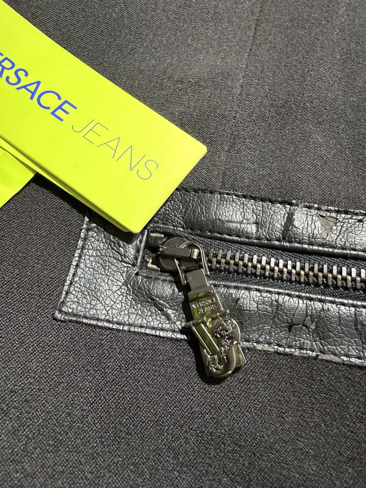 Versace Vintage Versace Jeans Size M Size M / US 6-8 / IT 42-44 - 9 Thumbnail