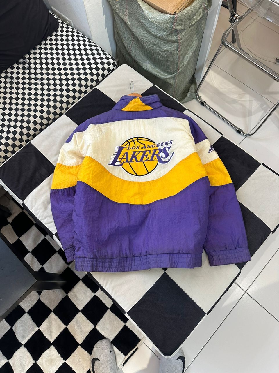 Apex One × NBA × Vintage VINTAGE APEX ONE NBA LAKERS JACKET Size US M / EU 48-50 / 2 - 1 Thumbnail
