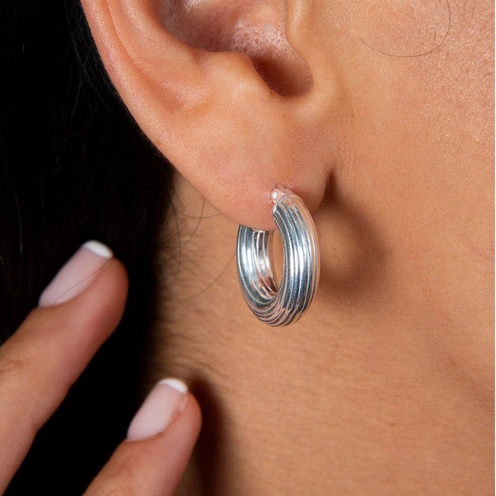 Designer Women's 925 Sterling Silver Hoop Earrings Size ONE SIZE - 1 Thumbnail