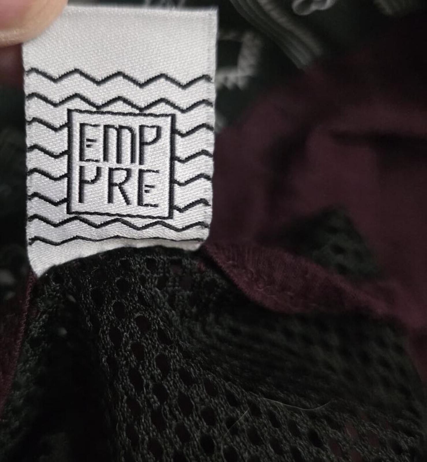 Empyre Empyre Wild Graphic Racerback Tank Top Small Burgandy Sheer Size S / US 4 / IT 40 - 4 Thumbnail