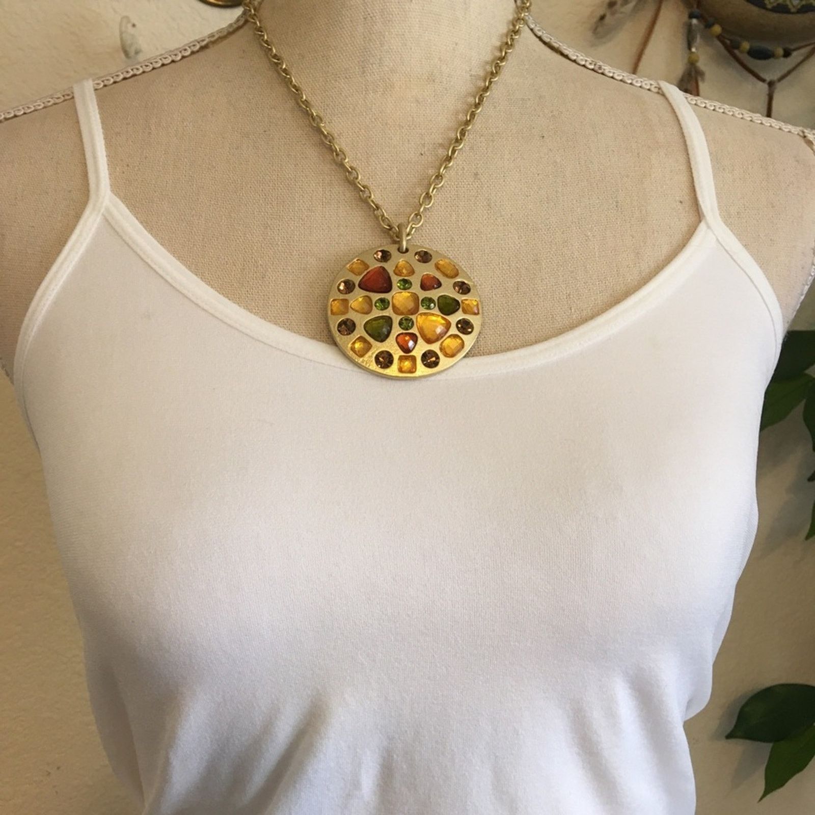 Jewelry Stone covered amulet matte gold chain necklace Size ONE SIZE - 5 Thumbnail