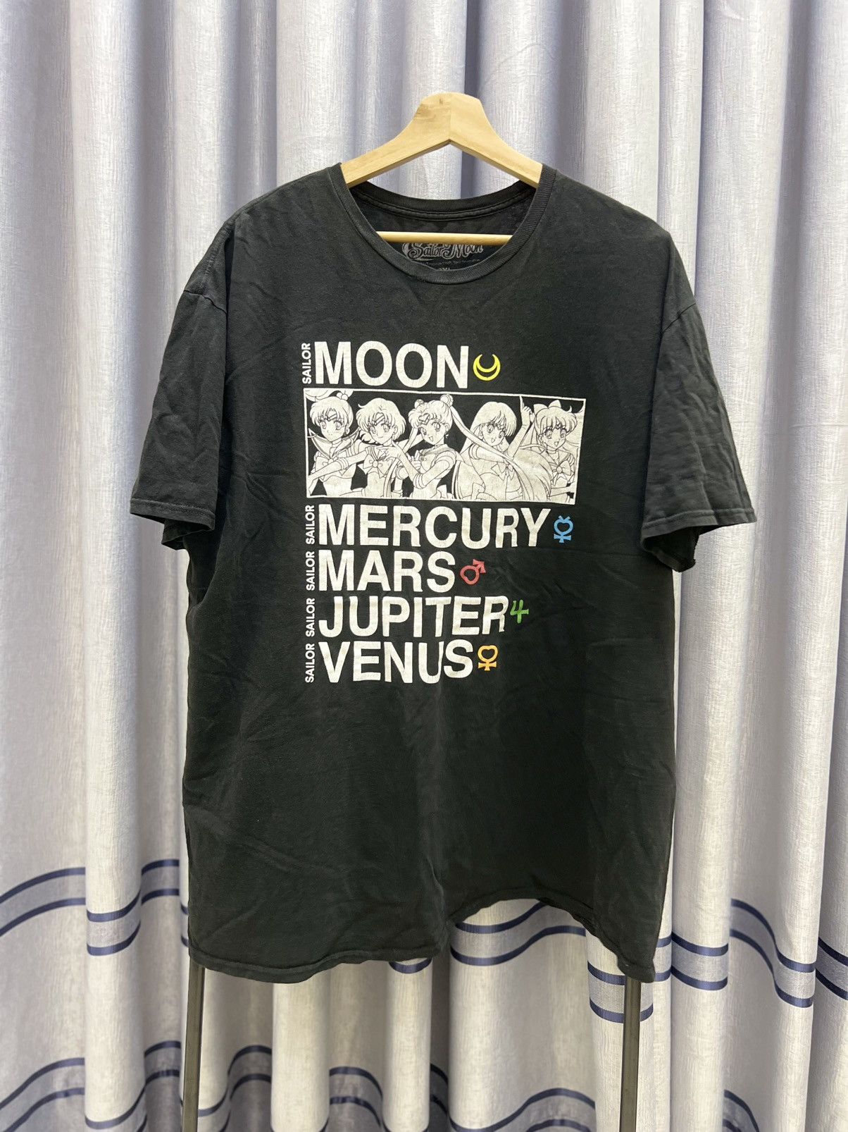 Anime Faded Toei Animation Japanese Manga Sailor Moon Anime Tshirt Size US XXL / EU 58 / 5 - 1 Thumbnail
