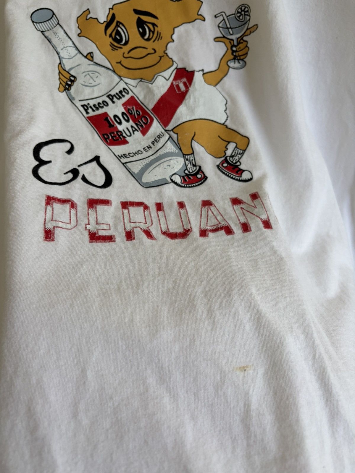 Vintage Vintage 90s Peru El Pisco Es Peruano Alcohol Novelty Tee M/L Size US L / EU 52-54 / 3 - 3 Thumbnail