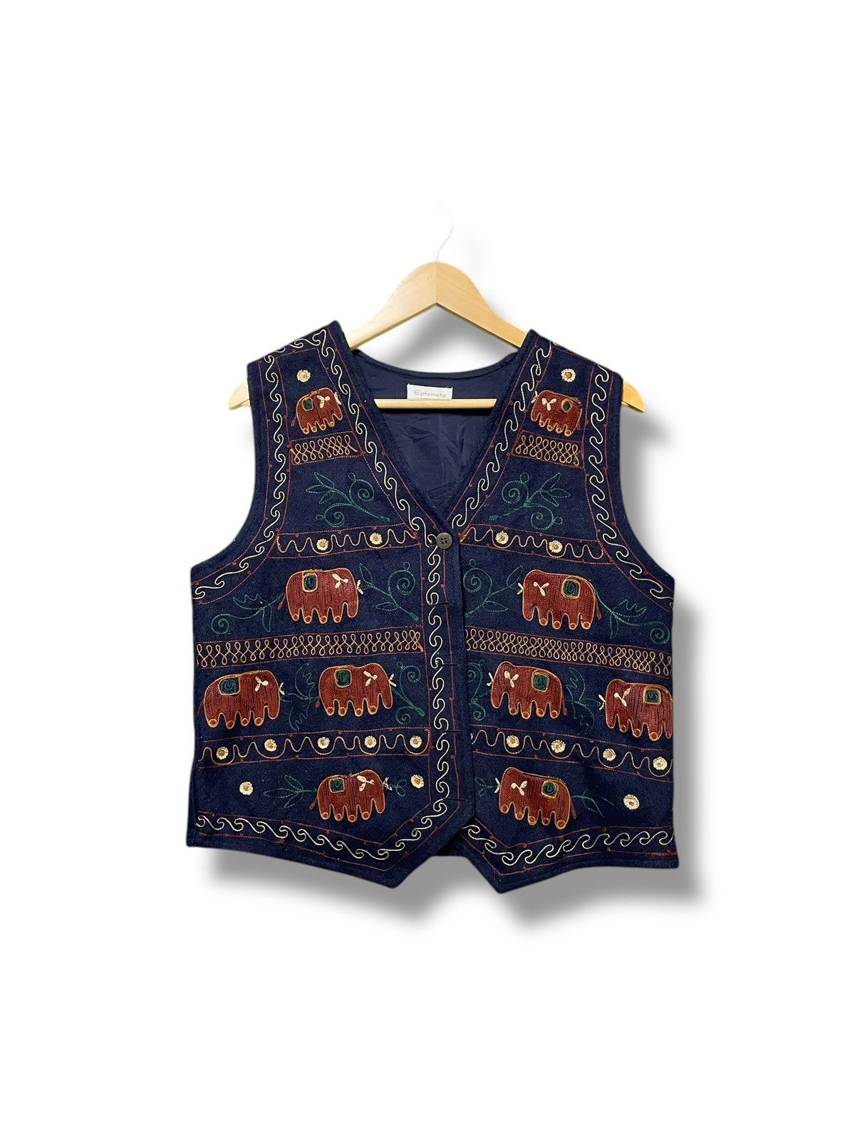 Designer × Japanese Brand × Vintage Eptemete x Vintage Embroided Vests (43) Size US XS / EU 42 / 0 - 1 Thumbnail
