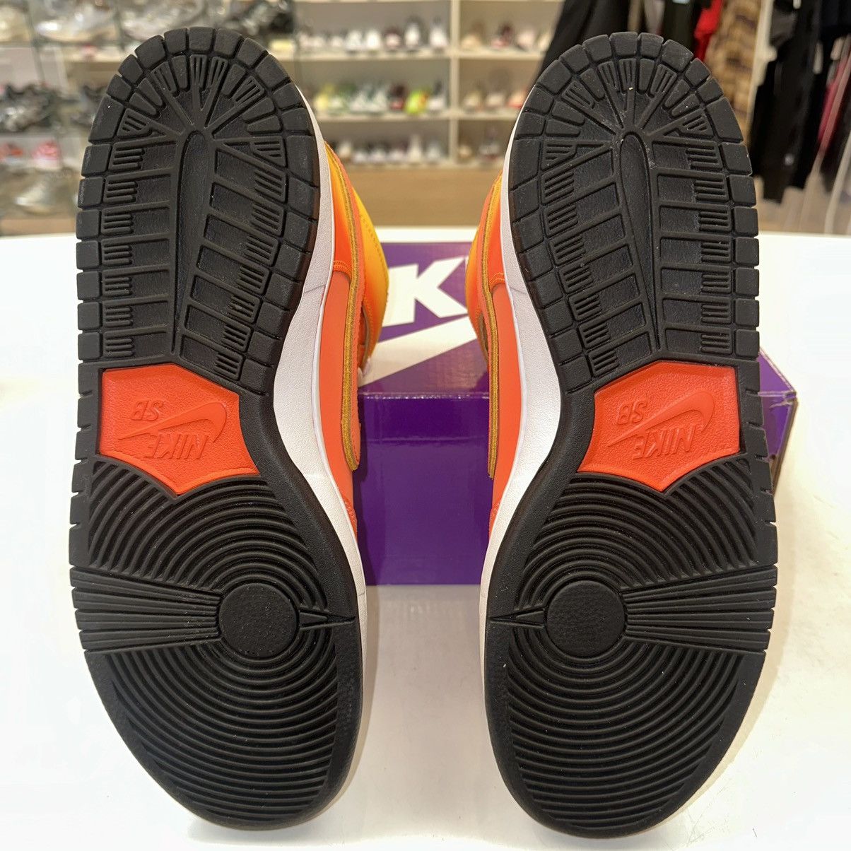 Nike Size 10.5 - Nike Dunk SB High Pro Sweet Tooth Candy Corn Size US 10.5 / EU 43-44 - 5 Thumbnail