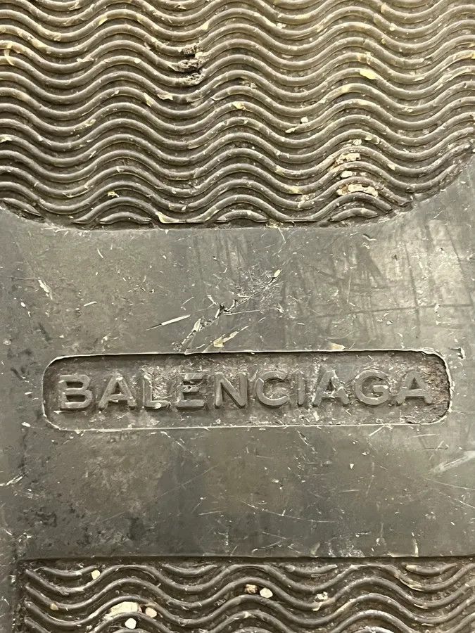 Balenciaga × Designer × Vintage Balenciaga City Black Suede Leather High Sneakers Size US 5 / EU 37 - 10 Thumbnail