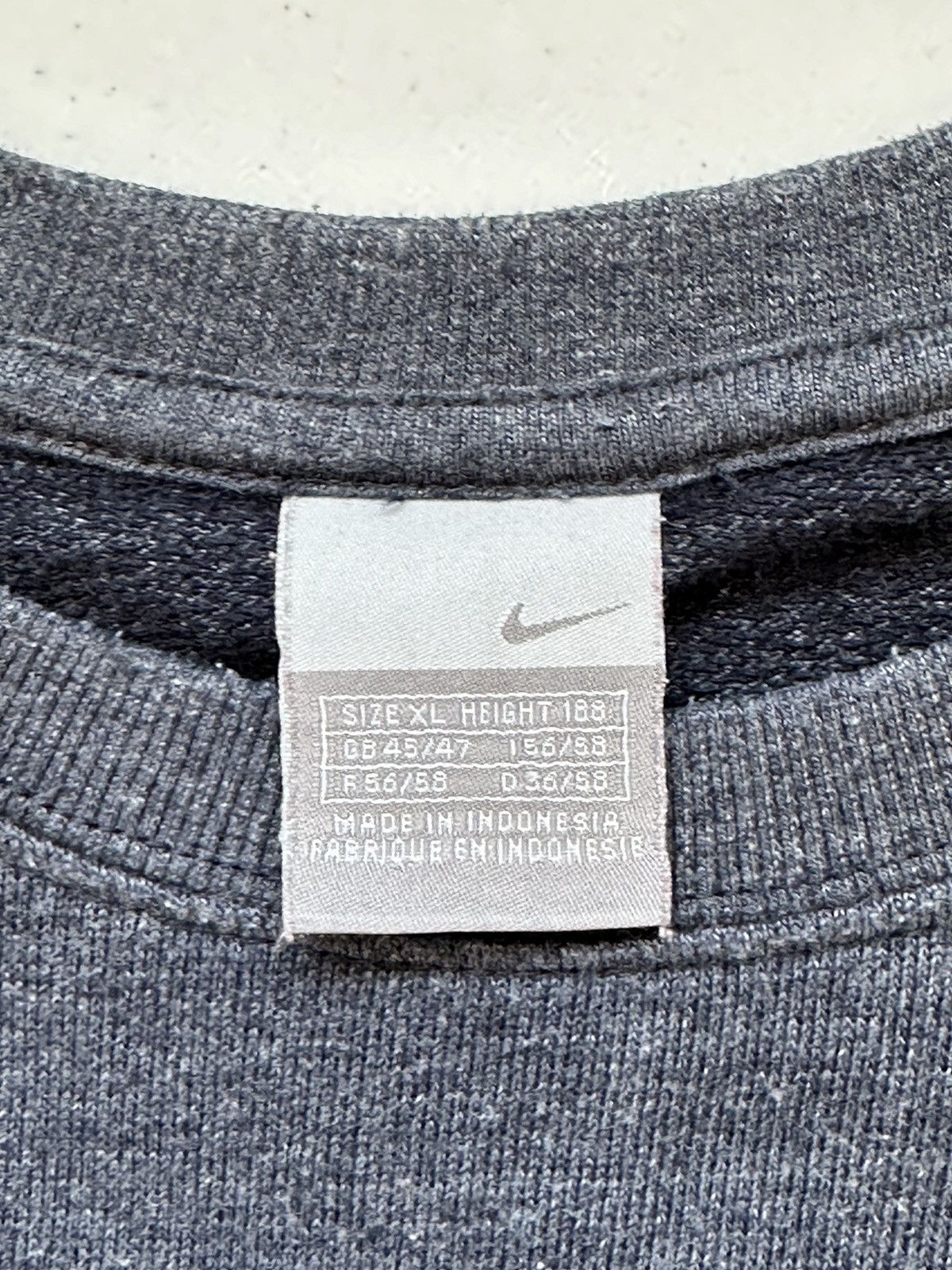 Nike Vintage Y2k Nike Big Swoosh Sweatshirt Oversized Size US XL / EU 56 / 4 - 5 Thumbnail