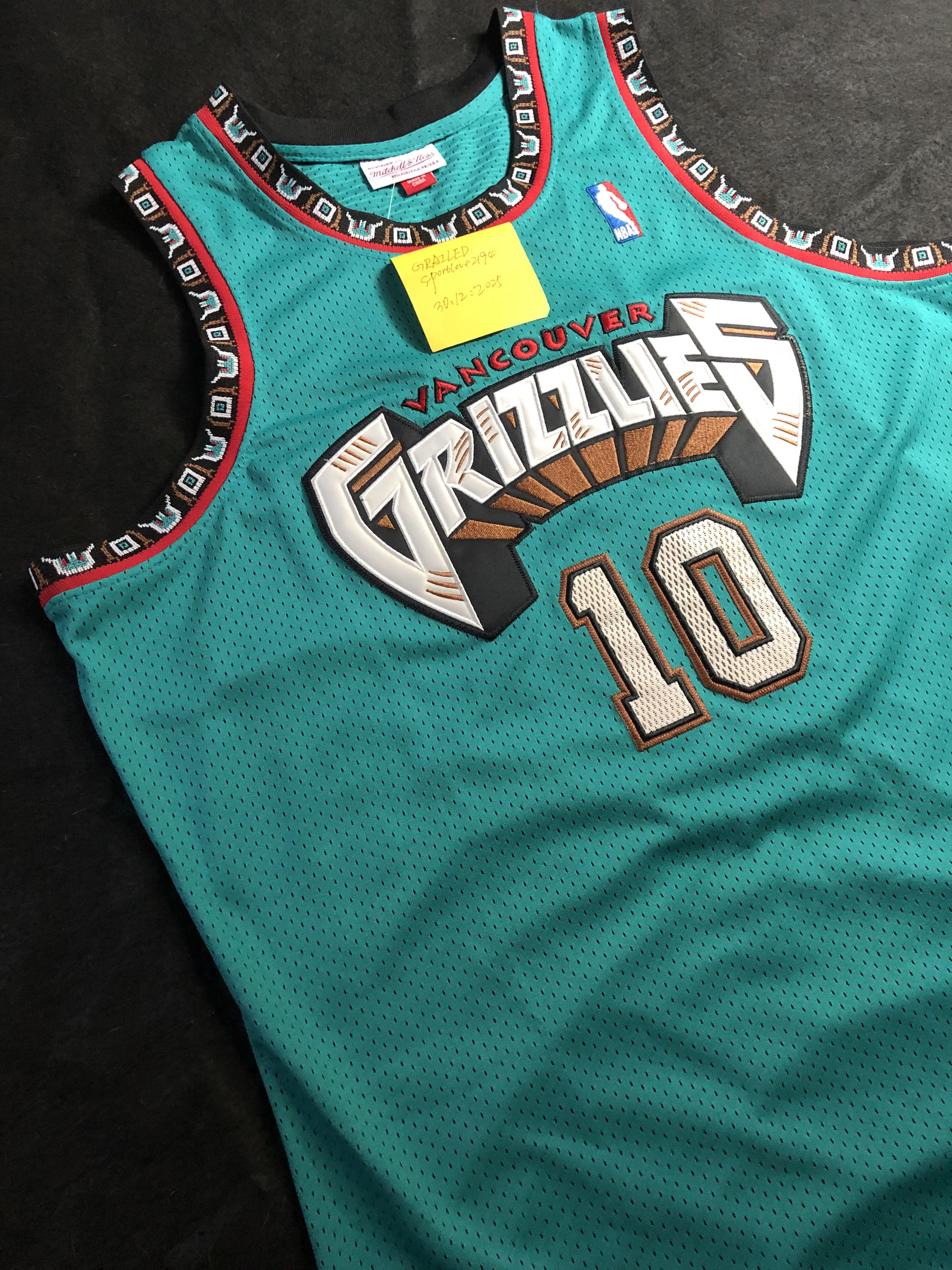 Vintage Grizzlies 10 Bibby Jersey Size US XXL / EU 58 / 5 - 2 Thumbnail