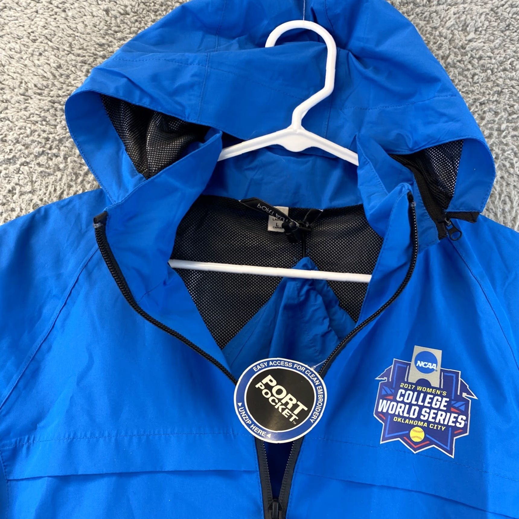Port Authority PORT AUTHORITY Ladies Winter Jacket L Removeable Hood Waterproof Coat /40-57 Size L / US 10 / IT 46 - 4 Thumbnail