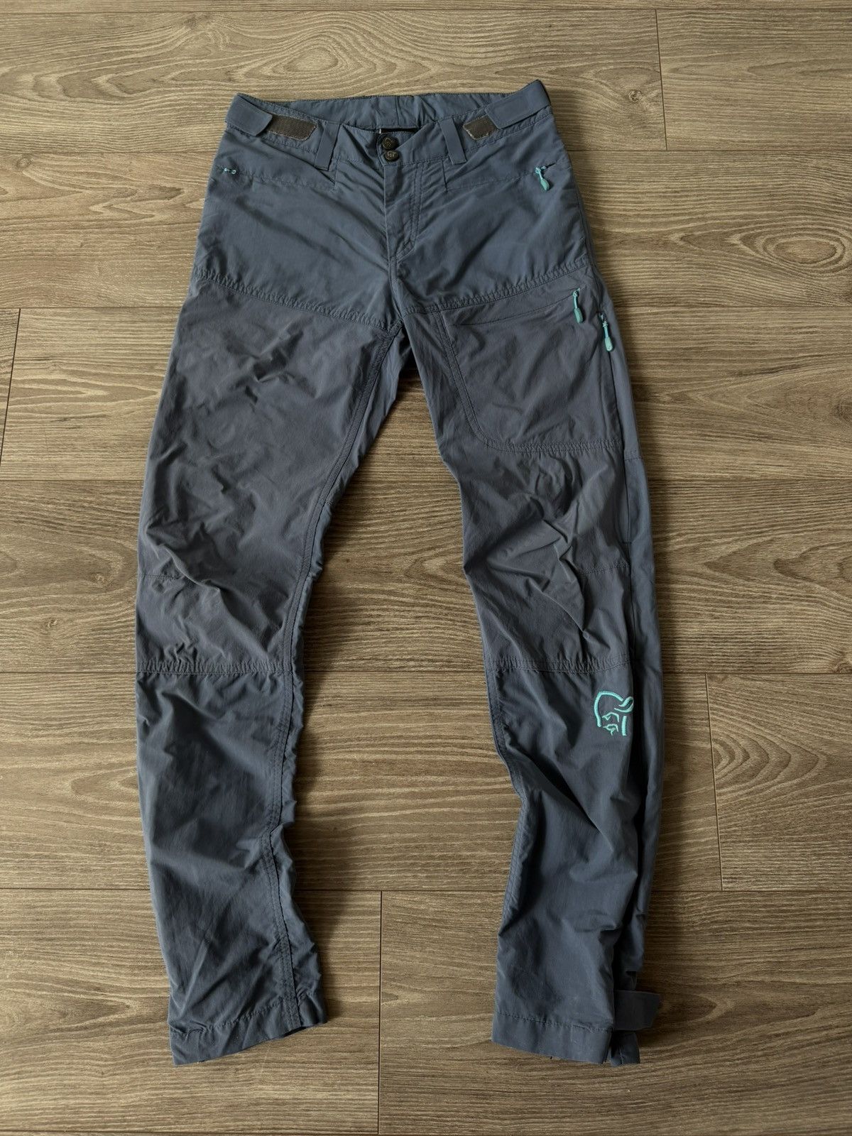 Norrona Norrona Lightweight Big Logo Gorpcore Cool Regular Pants Size 25" / US 0 / IT 36 - 2 Thumbnail