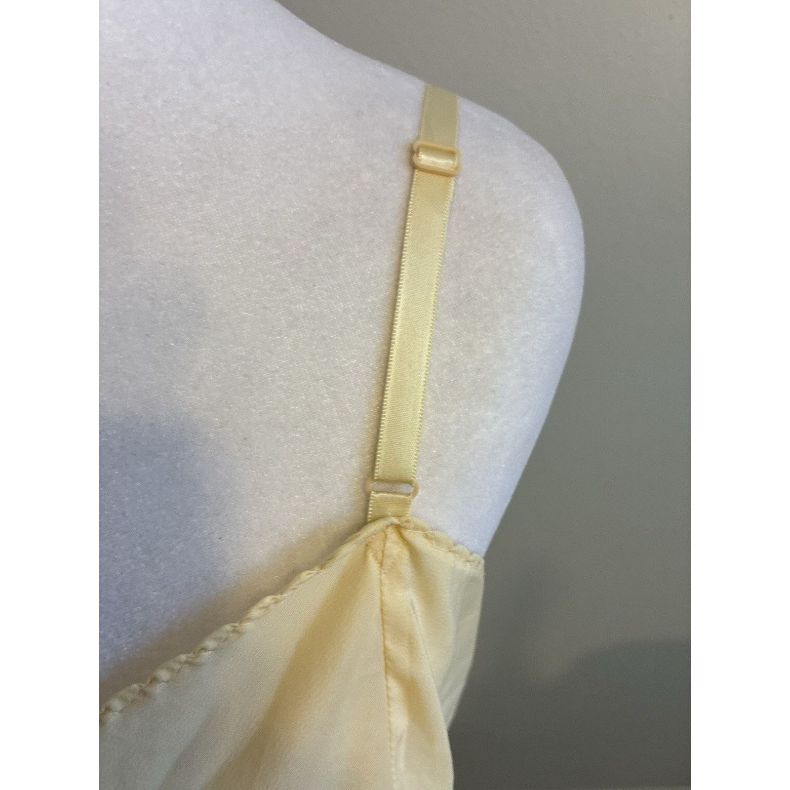Saks Fifth Avenue VTG Saks Fifth Avenue Slip Dress Lingerie 50s Pinup glam M/L Size M / US 6-8 / IT 42-44 - 9 Thumbnail