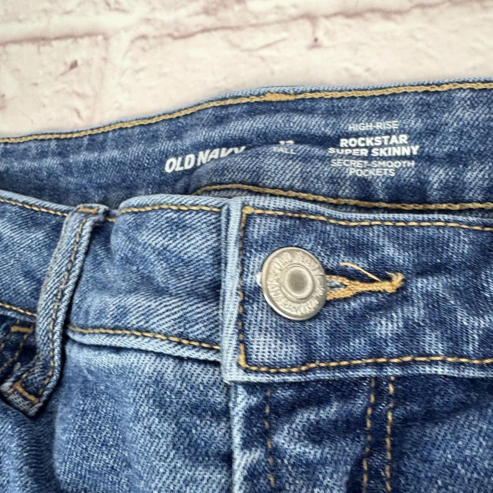 Old Navy Old Navy Rockstar Jeans Womens 12 Tall High Rise Super Skinny 30x30 Distressed Size 34" / US 12 / IT 48 - 2 Thumbnail