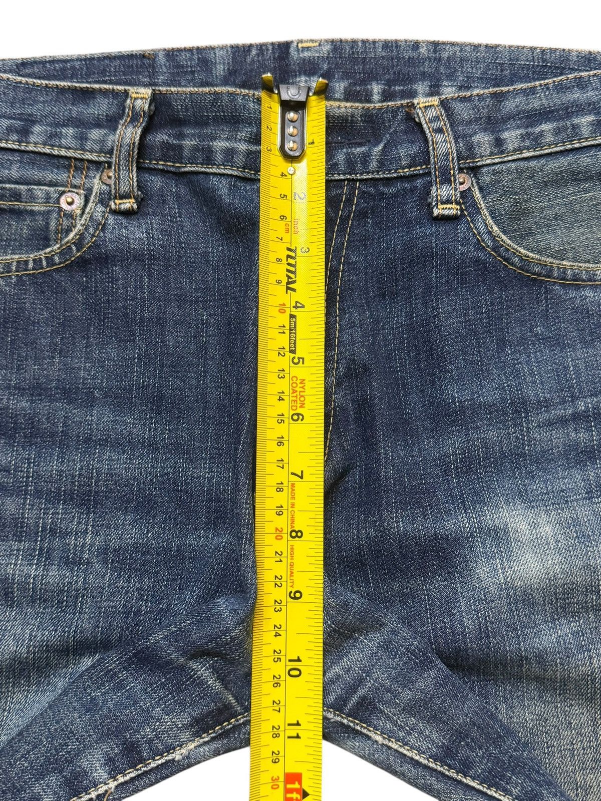 Uniqlo Vintage Y2K Uniqlo Blue Faded Wash Whisker Straight Loose Size US 30 / EU 46 - 11 Thumbnail