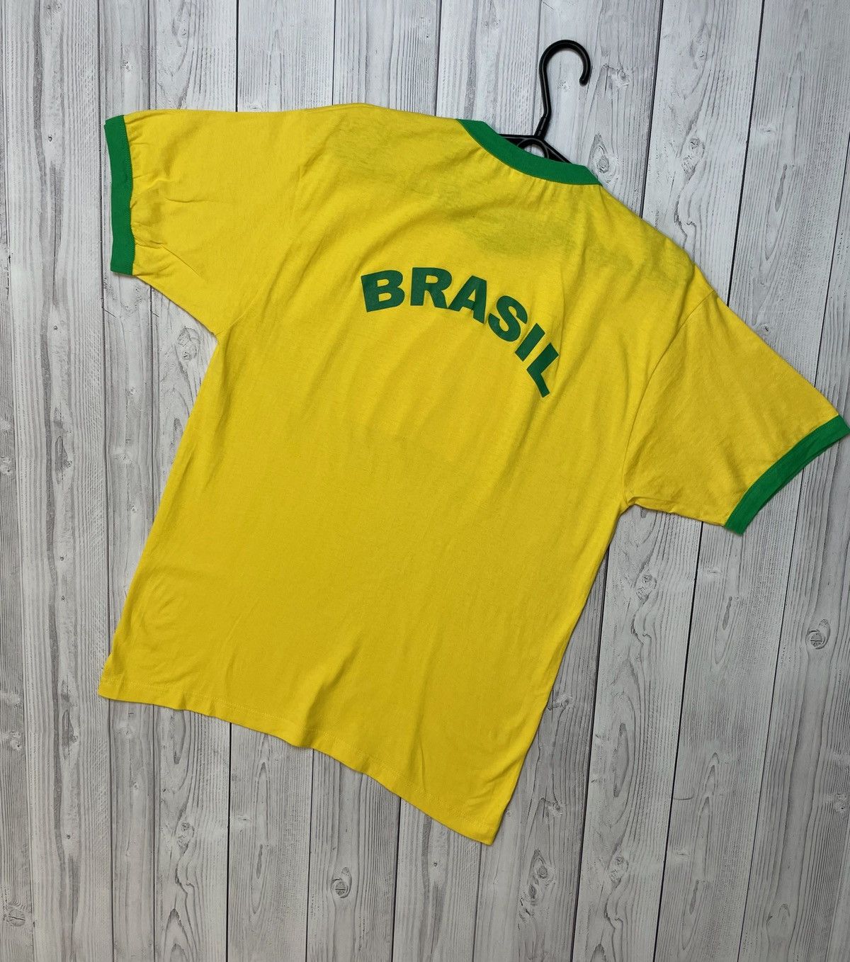 Vintage Brazil soccer tee big logo size M Brasil Size US M / EU 48-50 / 2 - 2 Thumbnail