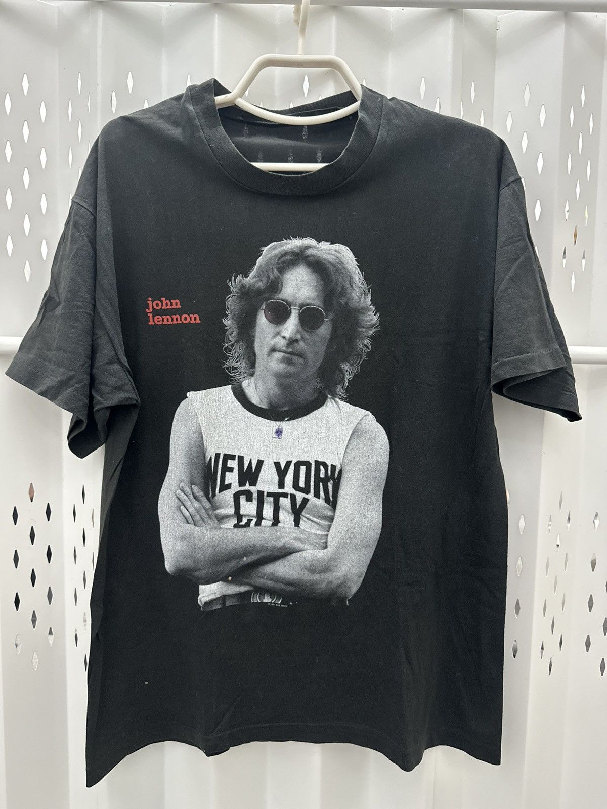 Band Tees Vintage 1990’s John Lennon One Bob Gruen USA TShirt Size US L / EU 52-54 / 3 - 1 Thumbnail