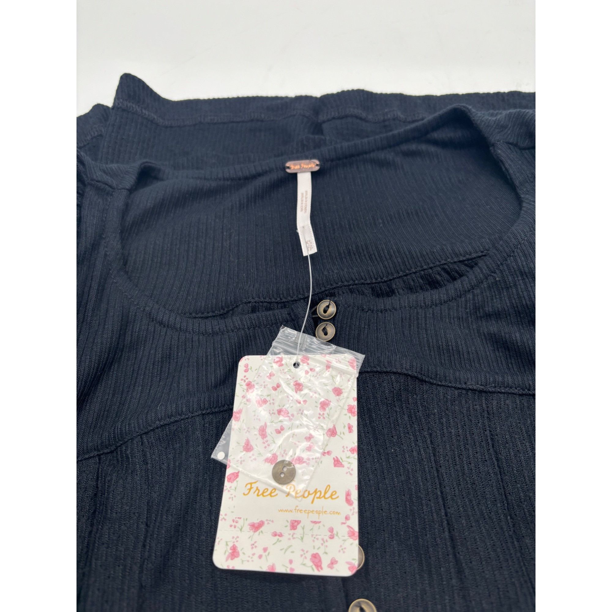 Free People Free People Devin Top, Black, Size XS Size XS / US 0-2 / IT 36-38 - 10 Thumbnail