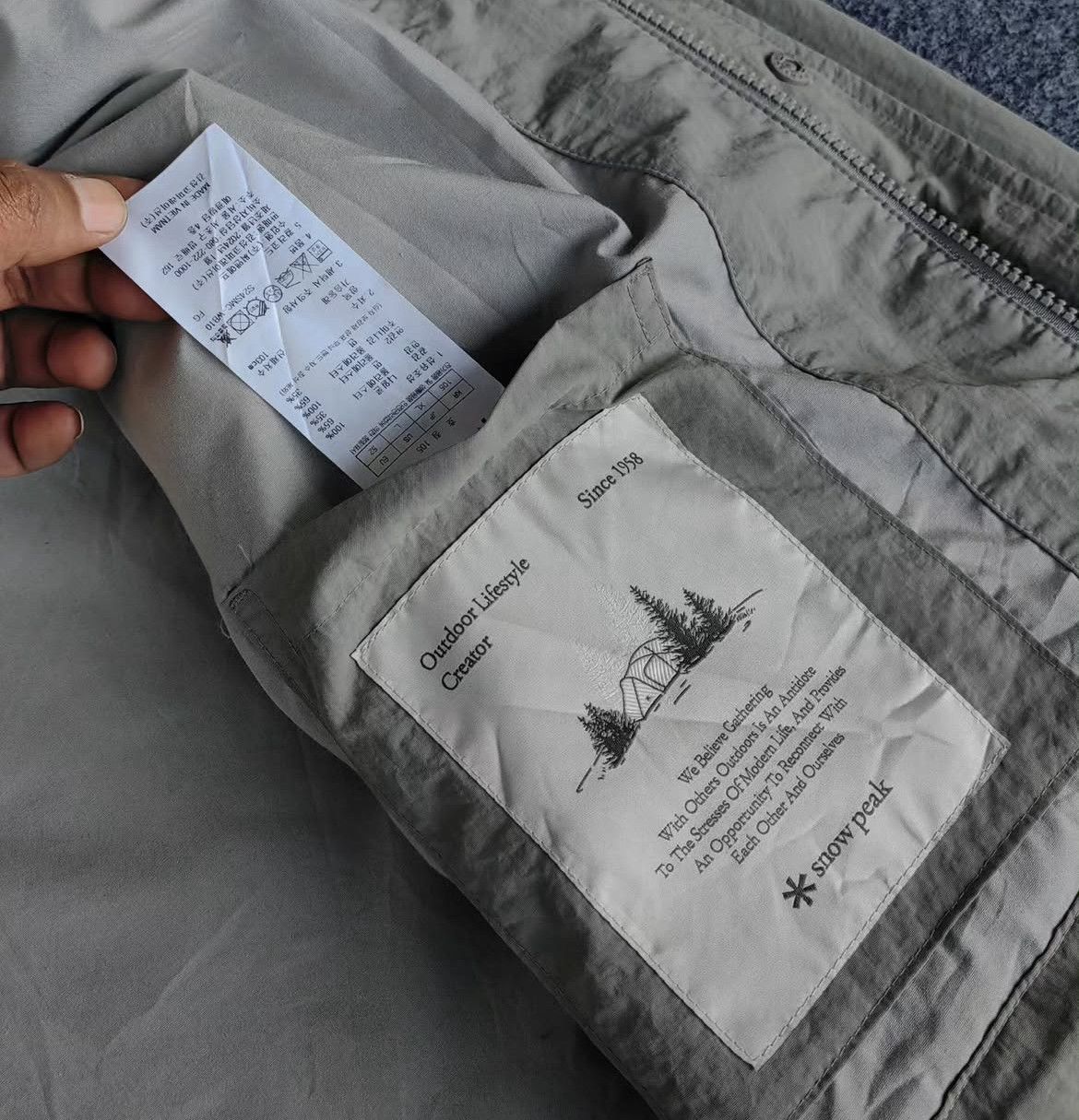 Snow Peak 2000s Snow Peak Multipocket Tactical Nylon Hodded Jacket Size US L / EU 52-54 / 3 - 7 Thumbnail